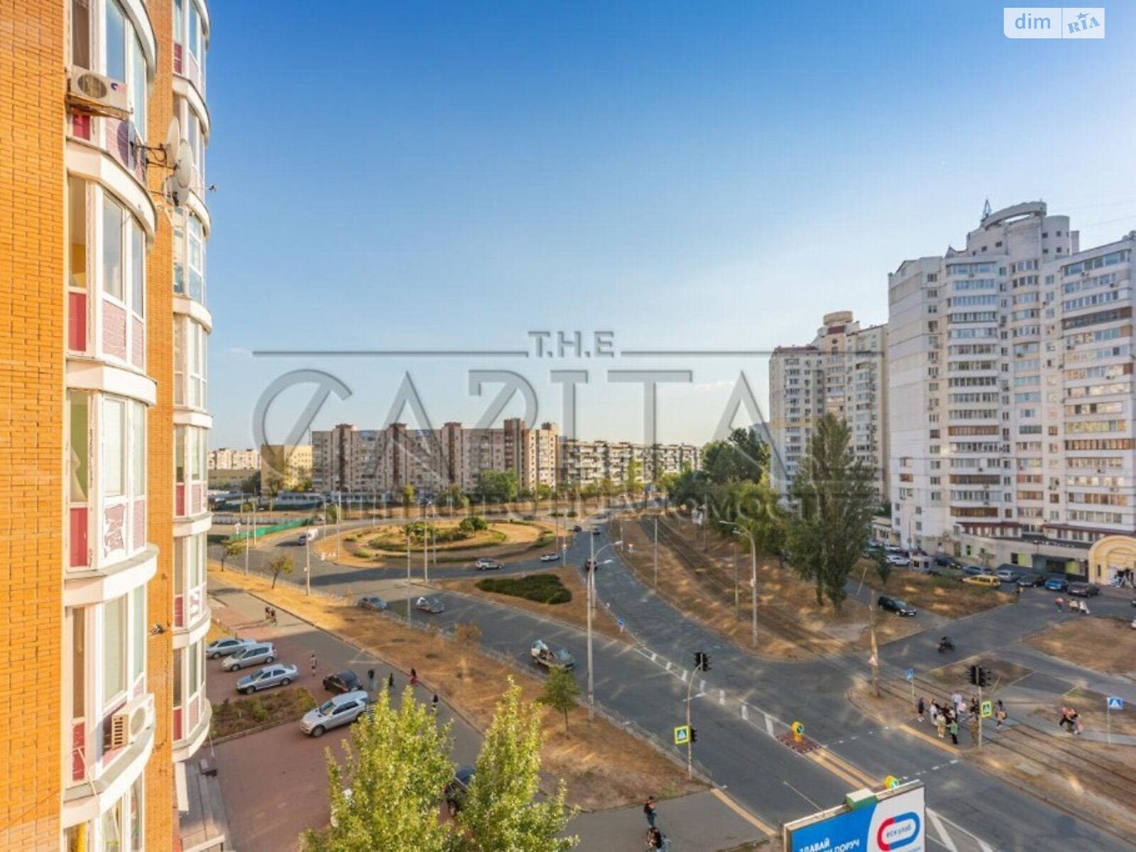 Продаж чотирикімнатної квартири в Києві, на вул. Левка Лук'яненка, район Оболонський фото 1 Продаж чотирикімнатної квартири в Києві, на вул. Левка Лук'яненка, район Оболонський фото 1