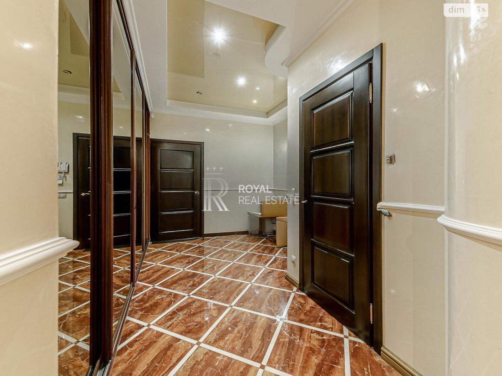 Продажа четырехкомнатной квартиры в Киеве, на ул. Левка Лукьяненко 21, район Оболонский фото 1 Продажа четырехкомнатной квартиры в Киеве, на ул. Левка Лукьяненко 21, район Оболонский фото 1