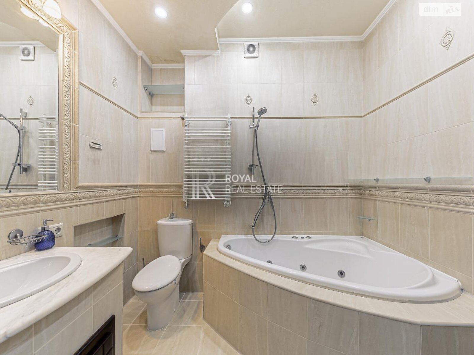 Продажа четырехкомнатной квартиры в Киеве, на ул. Левка Лукьяненко 21, район Оболонский фото 1 Продажа четырехкомнатной квартиры в Киеве, на ул. Левка Лукьяненко 21, район Оболонский фото 1