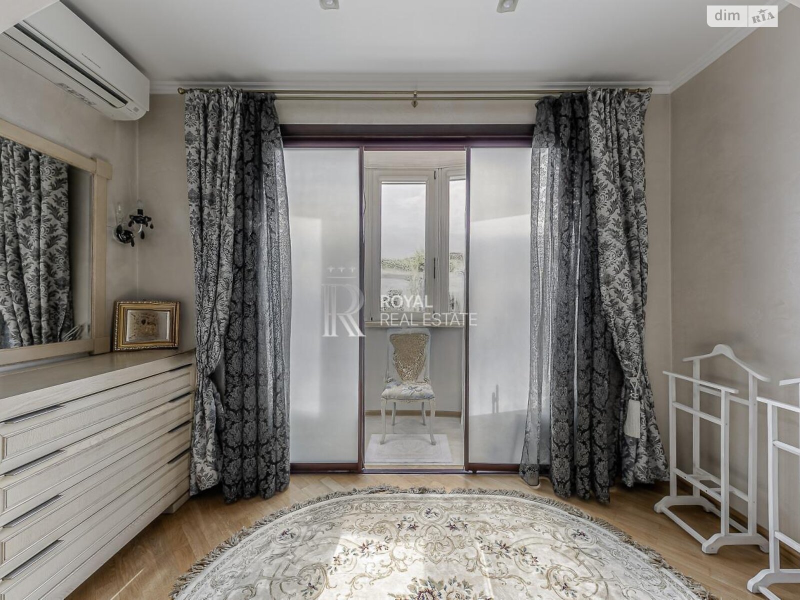 Продажа четырехкомнатной квартиры в Киеве, на ул. Левка Лукьяненко 21, район Оболонский фото 1 Продажа четырехкомнатной квартиры в Киеве, на ул. Левка Лукьяненко 21, район Оболонский фото 1