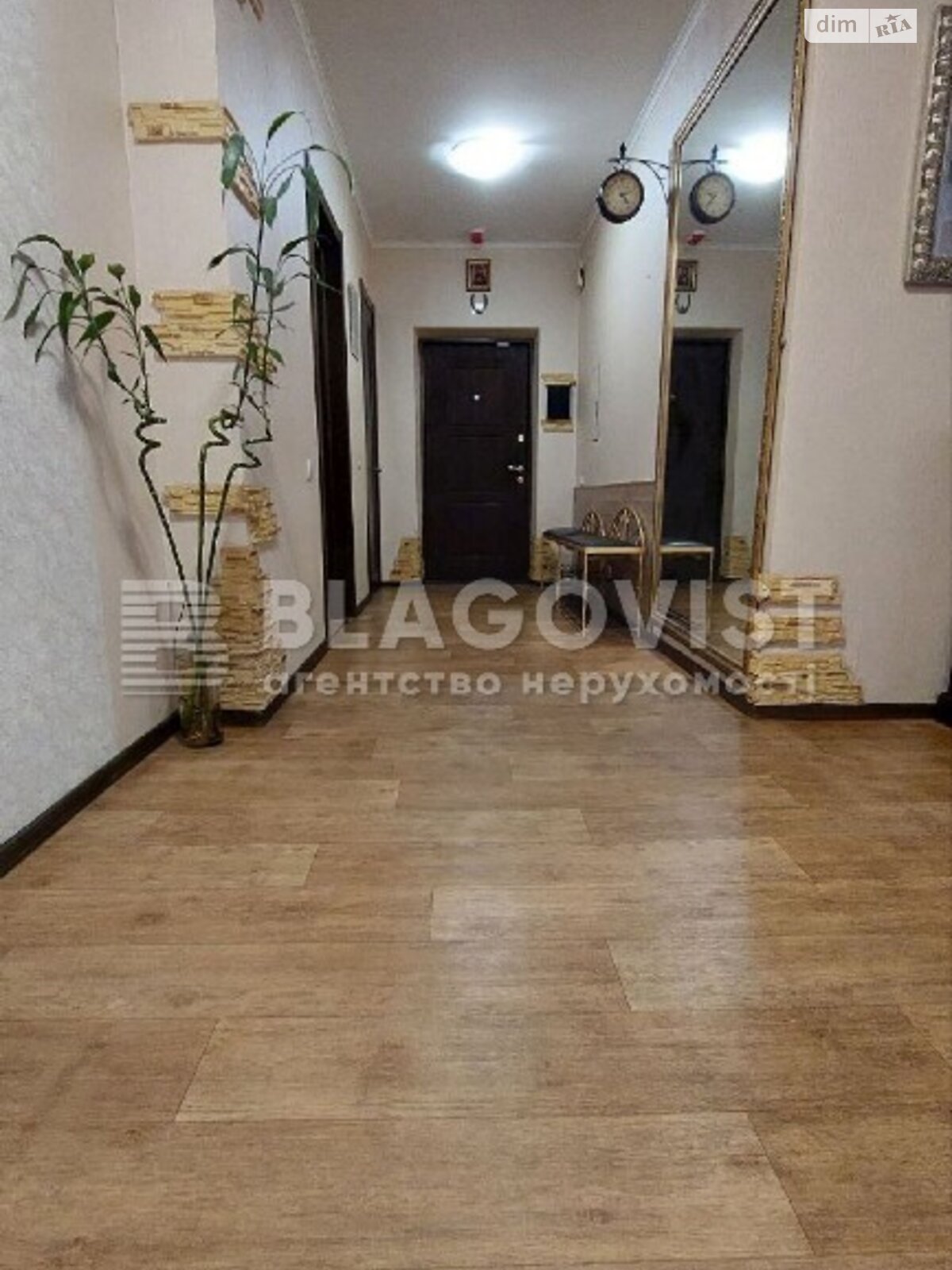 Продажа четырехкомнатной квартиры в Киеве, на ул. Макеевская 10А, район Оболонский фото 1