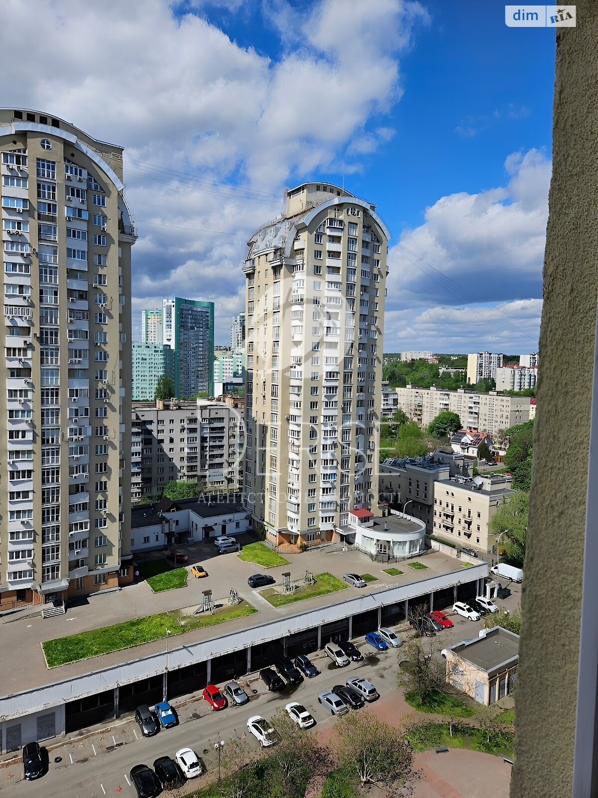 Продажа двухкомнатной квартиры в Киеве, на ул. Макеевская 10А, район Оболонский фото 1 Продажа двухкомнатной квартиры в Киеве, на ул. Макеевская 10А, район Оболонский фото 1