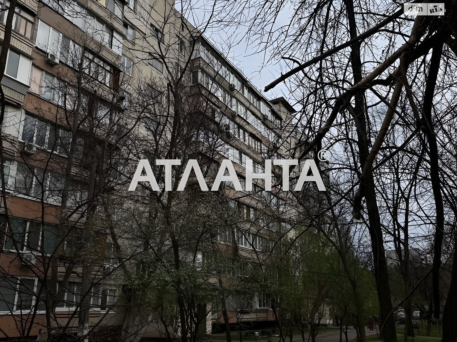 Продаж двокімнатної квартири в Києві, на вул. Мукачівська, район Оболонський фото 1 Продаж двокімнатної квартири в Києві, на вул. Мукачівська, район Оболонський фото 1