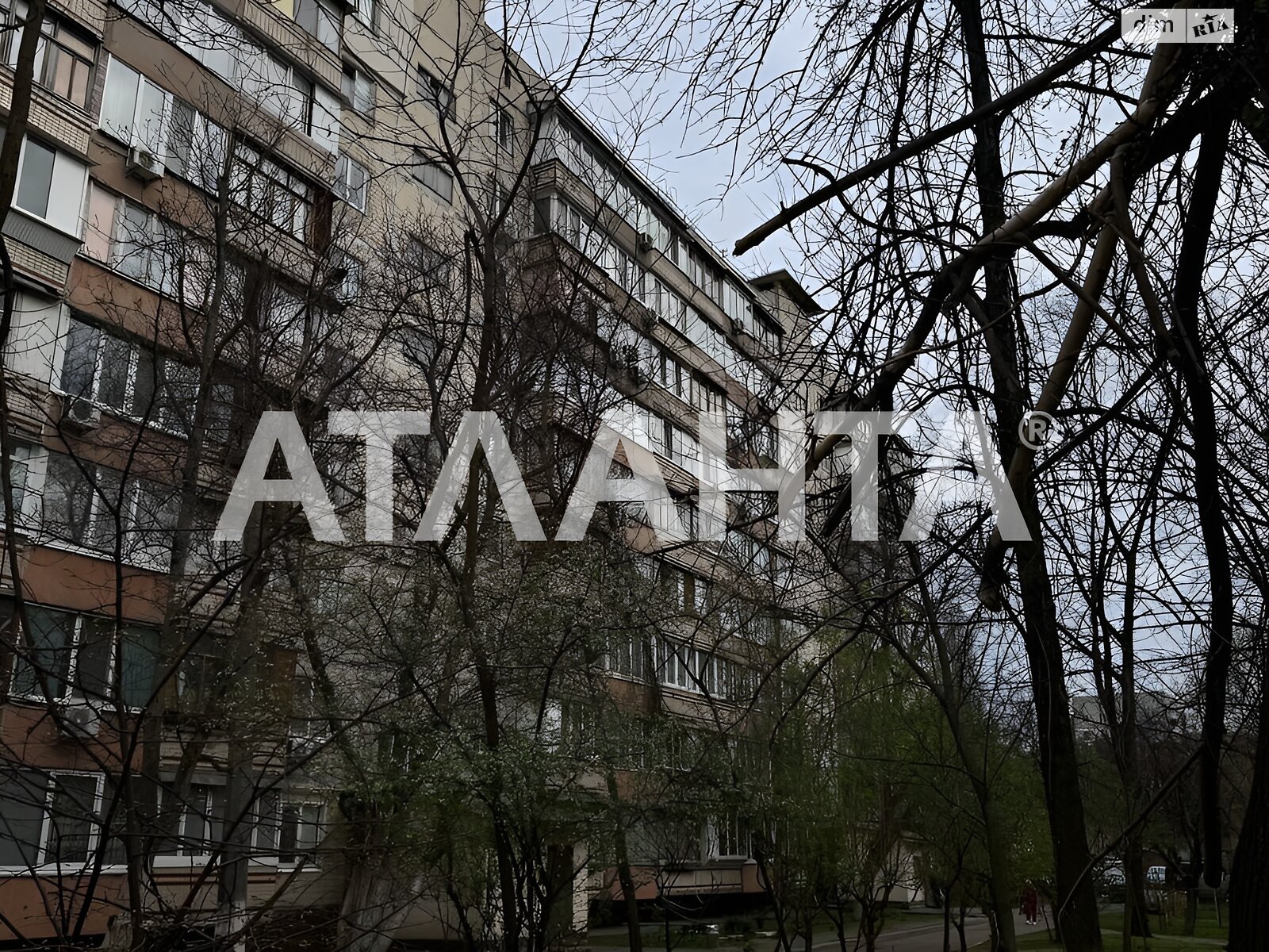 Продаж двокімнатної квартири в Києві, на вул. Мукачівська, район Оболонський фото 1 Продаж двокімнатної квартири в Києві, на вул. Мукачівська, район Оболонський фото 1