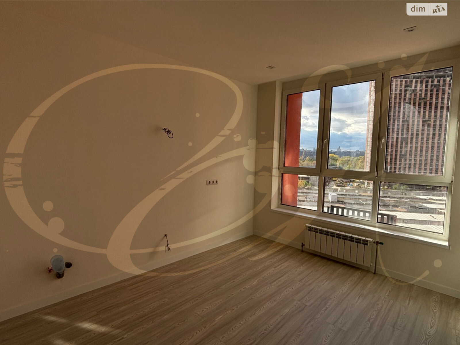 Продажа однокомнатной квартиры в Киеве, на ул. Набережно-Рыбальская дорога 27, район Оболонский фото 1