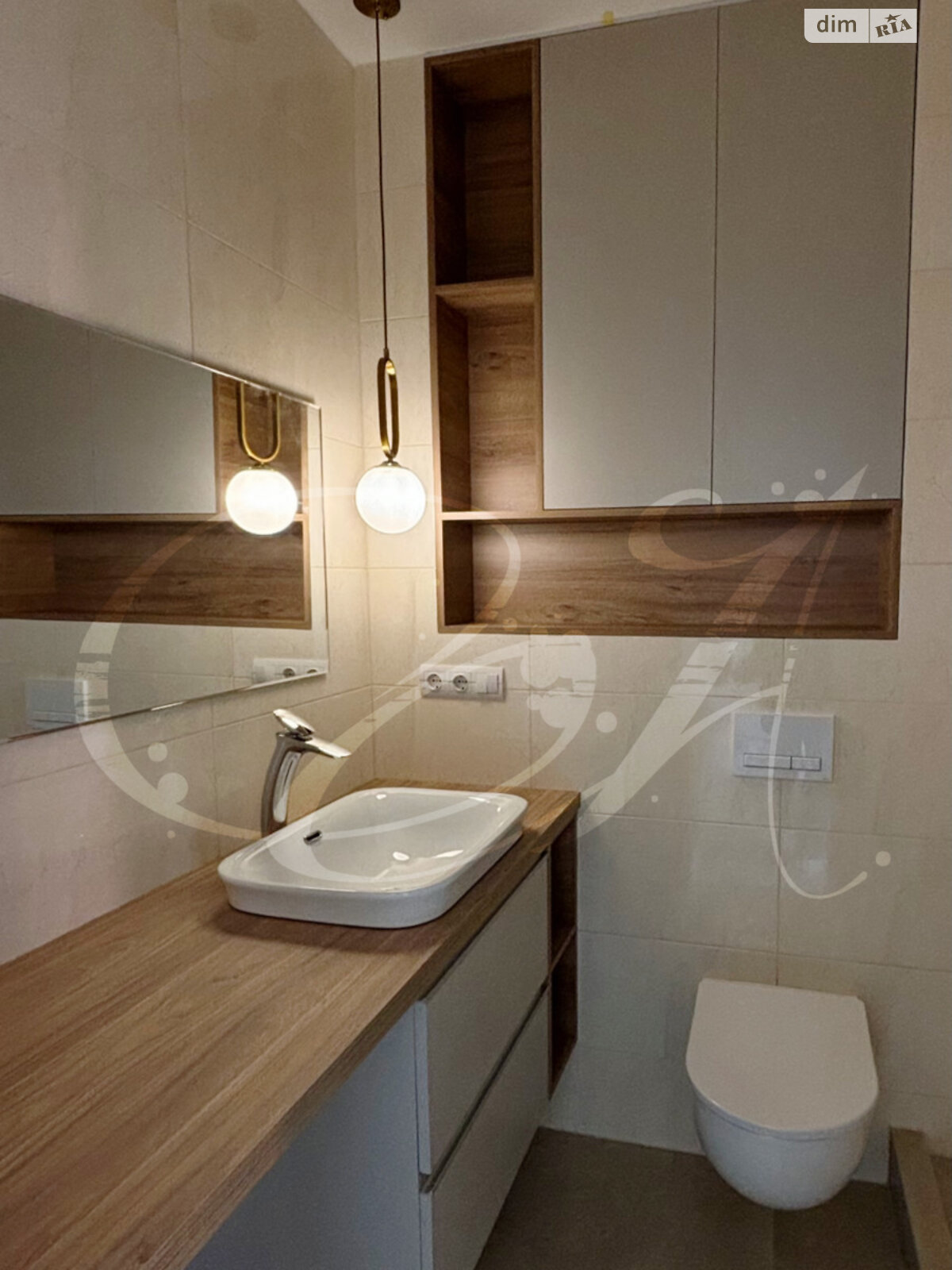 Продажа однокомнатной квартиры в Киеве, на ул. Набережно-Рыбальская дорога 27, район Оболонский фото 1