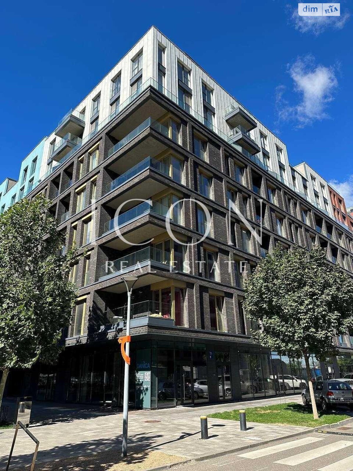 Продажа трехкомнатной квартиры в Киеве, на ул. Набережно-Рыбальская дорога 3, район Оболонский фото 1