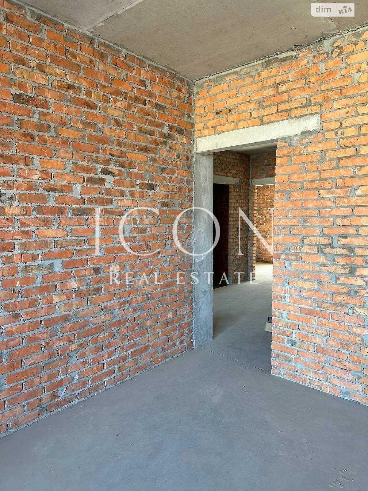 Продажа трехкомнатной квартиры в Киеве, на ул. Набережно-Рыбальская дорога 3, район Оболонский фото 1