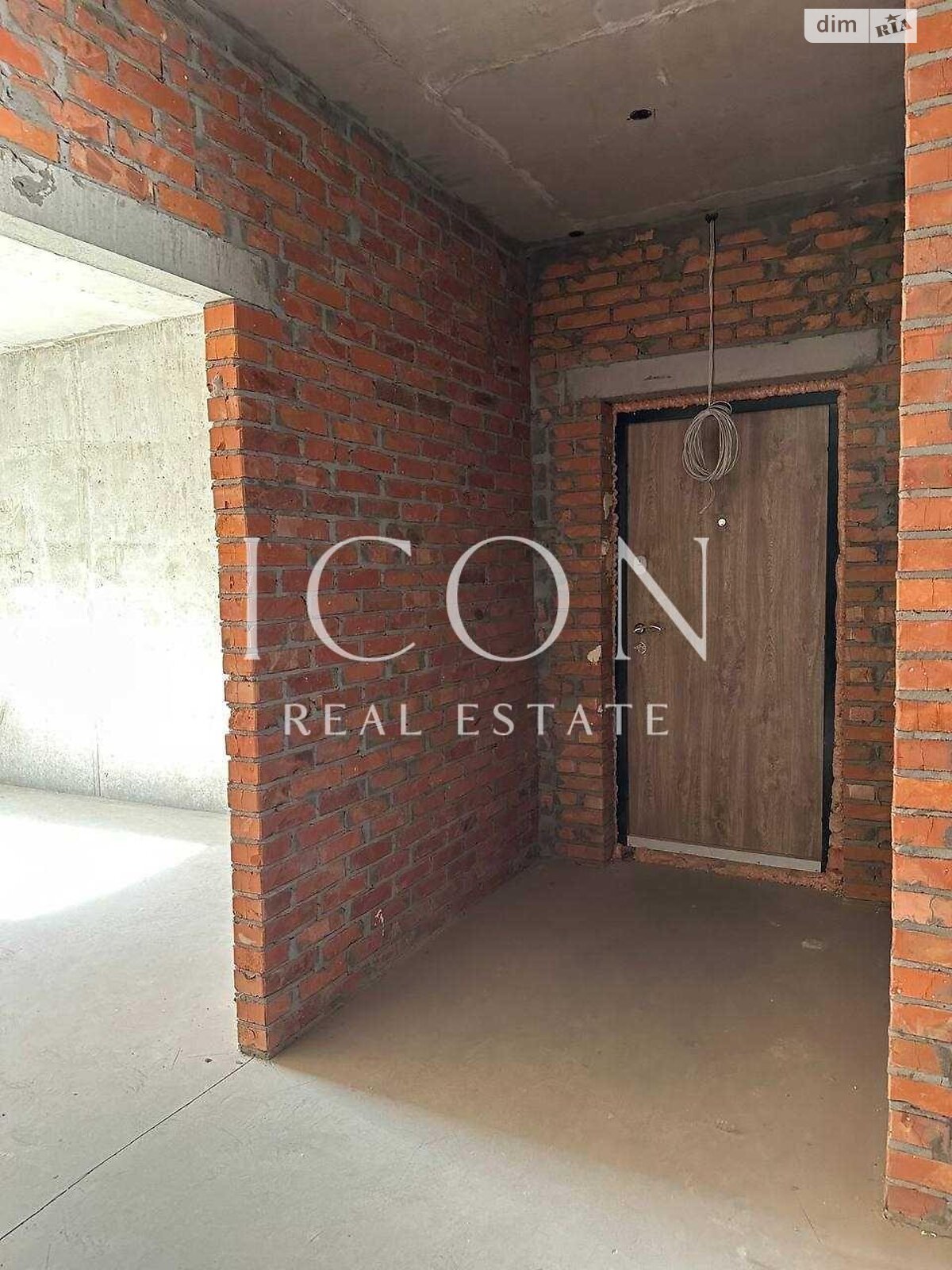 Продажа трехкомнатной квартиры в Киеве, на ул. Набережно-Рыбальская дорога 3, район Оболонский фото 1