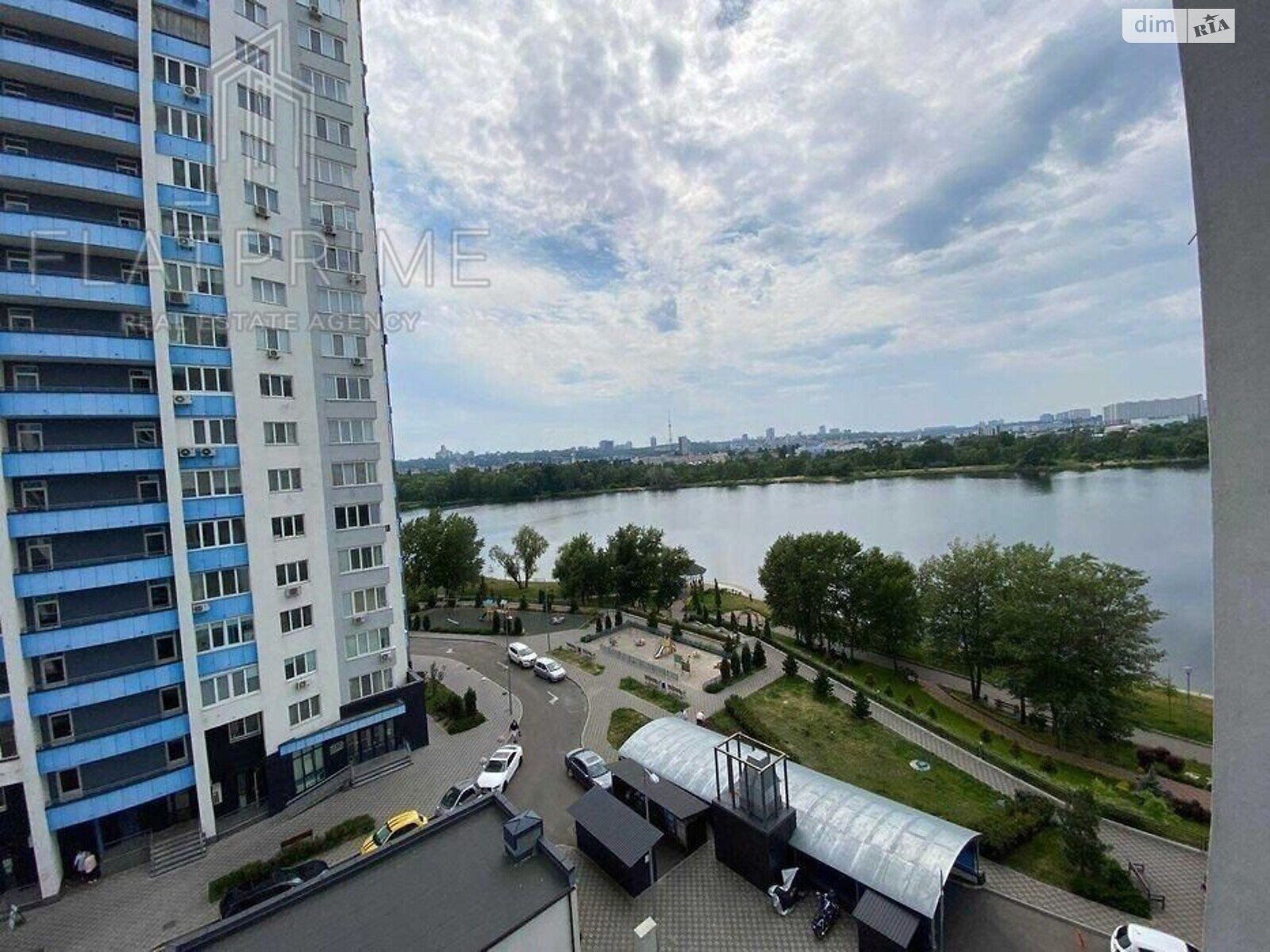 Продажа однокомнатной квартиры в Киеве, на просп. Оболонский 1, район Оболонский фото 1