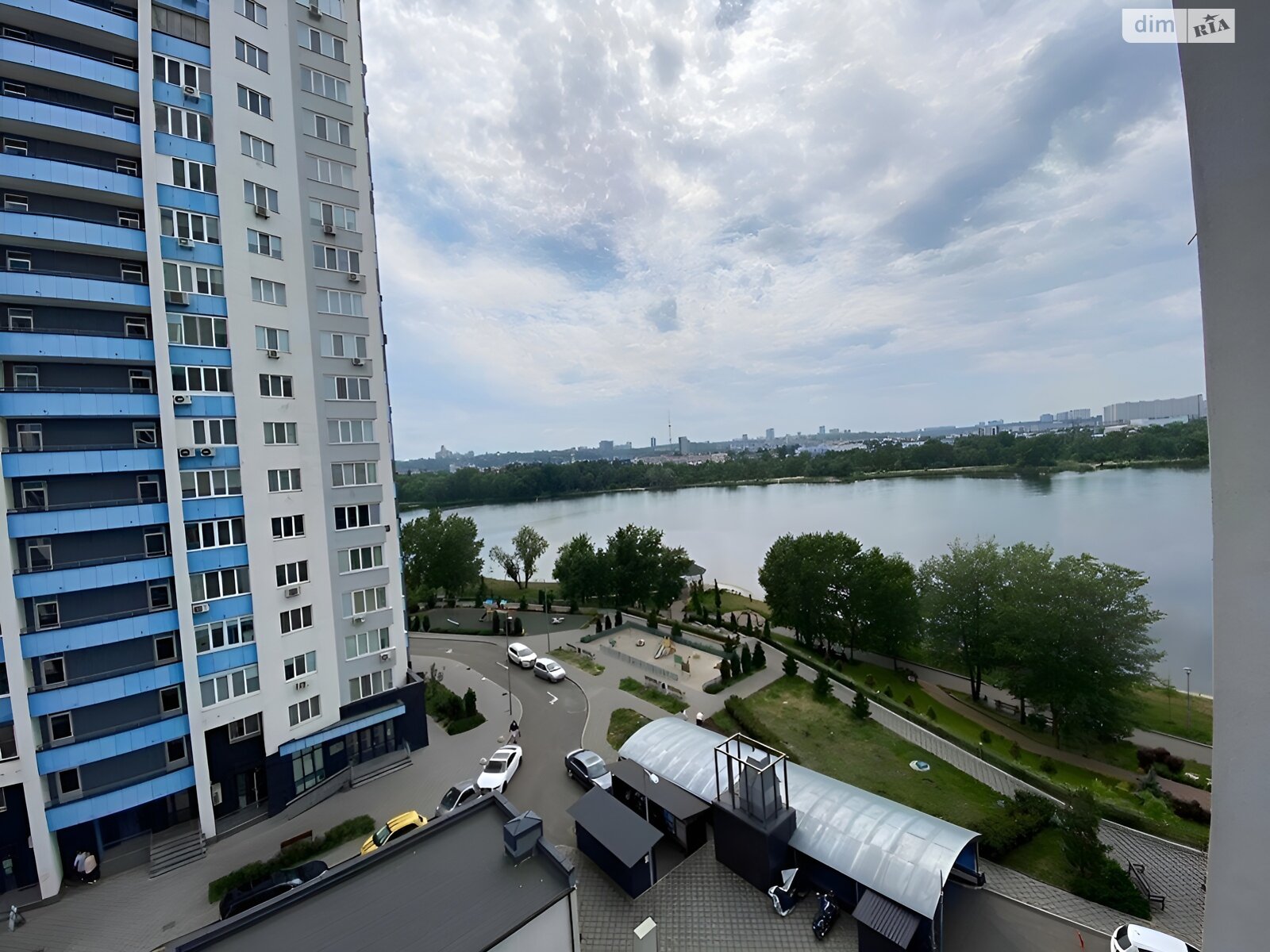 Продажа однокомнатной квартиры в Киеве, на просп. Оболонский 1, район Оболонский фото 1