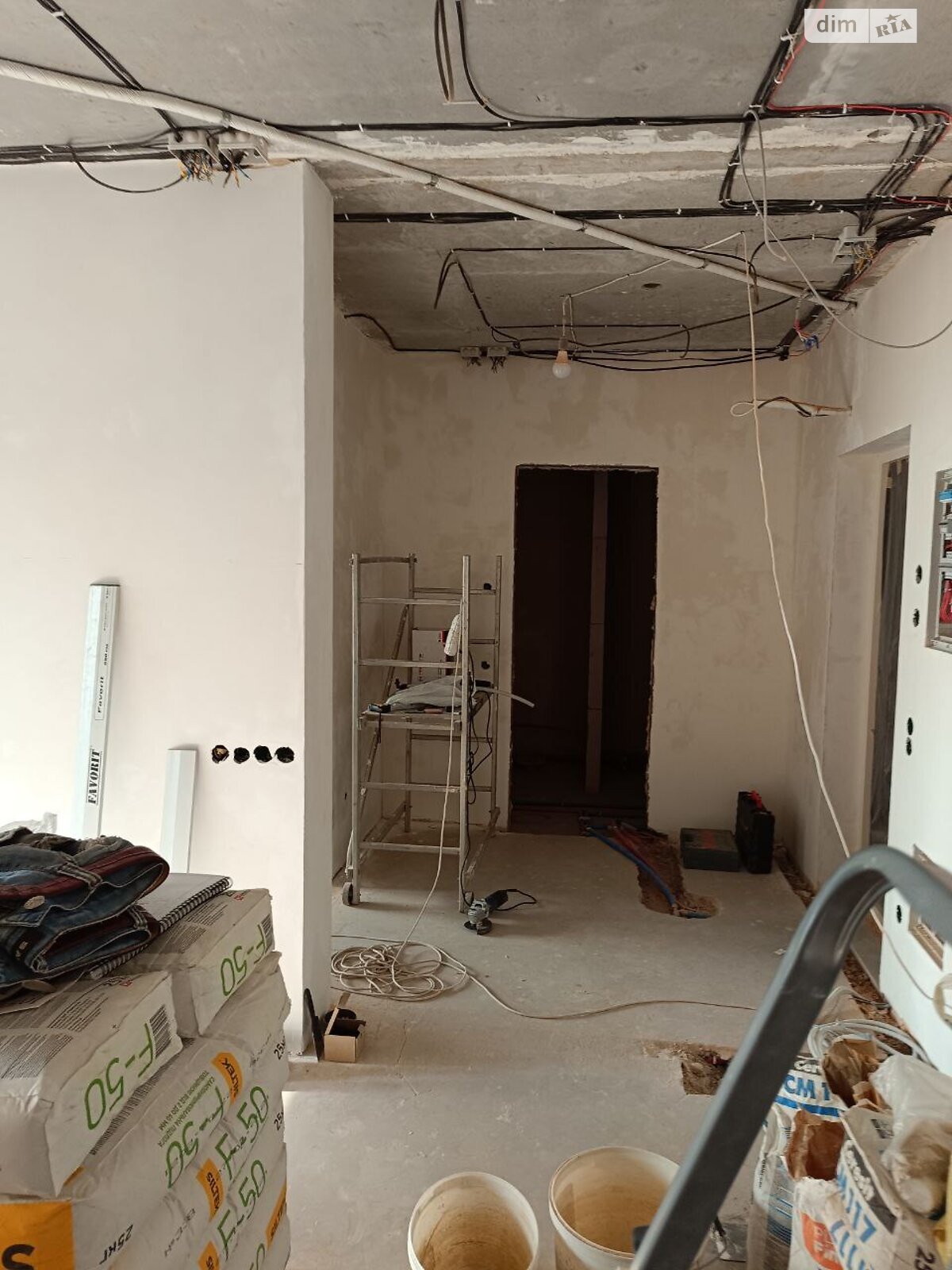 Продаж однокімнатної квартири в Києві, на просп. Оболонський 26, район Оболонський фото 1 Продаж однокімнатної квартири в Києві, на просп. Оболонський 26, район Оболонський фото 1