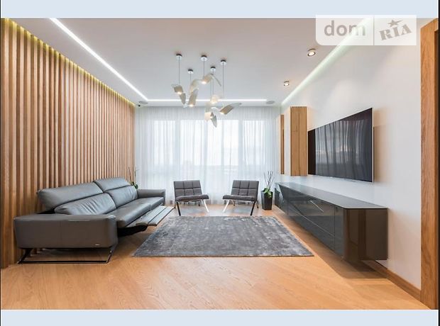 Продажа пятикомнатной квартиры в Киеве, на просп. Оболонский район Оболонский фото 1 Продажа пятикомнатной квартиры в Киеве, на просп. Оболонский район Оболонский фото 1