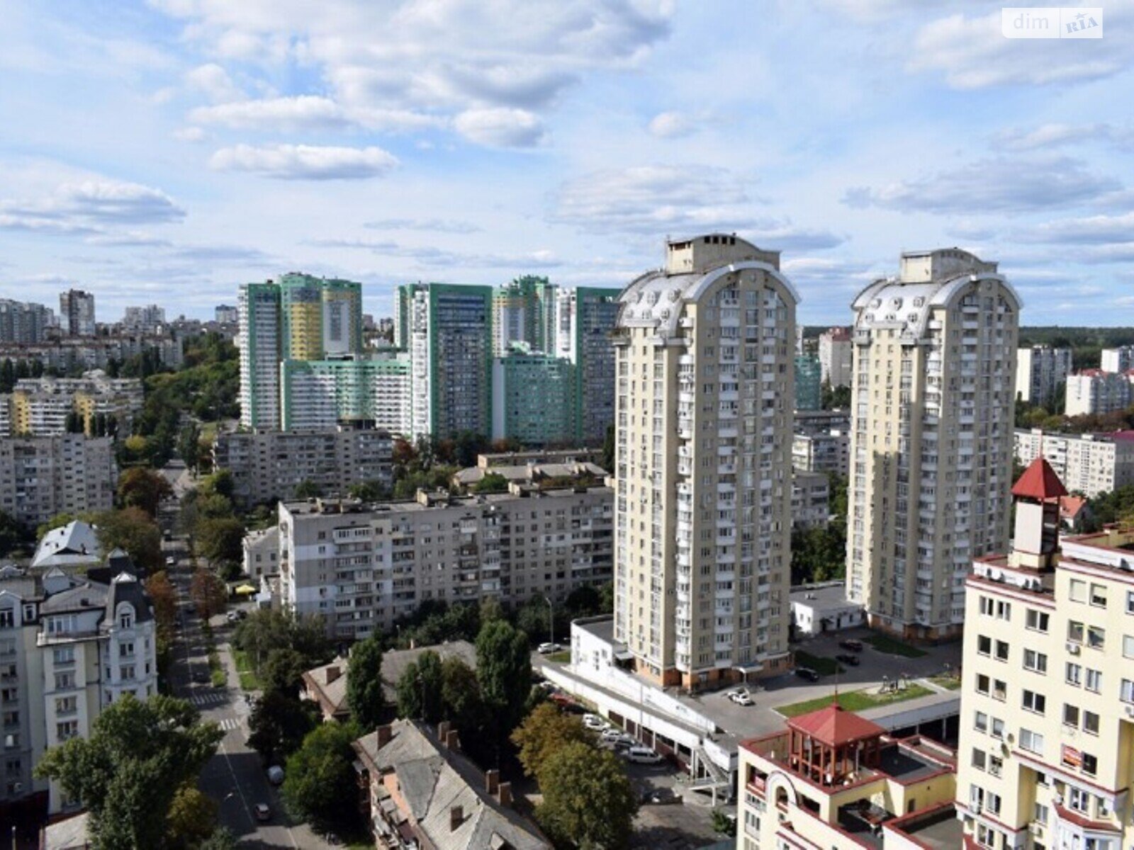 Продажа трехкомнатной квартиры в Киеве, на ул. Приорская 16, район Оболонский фото 1