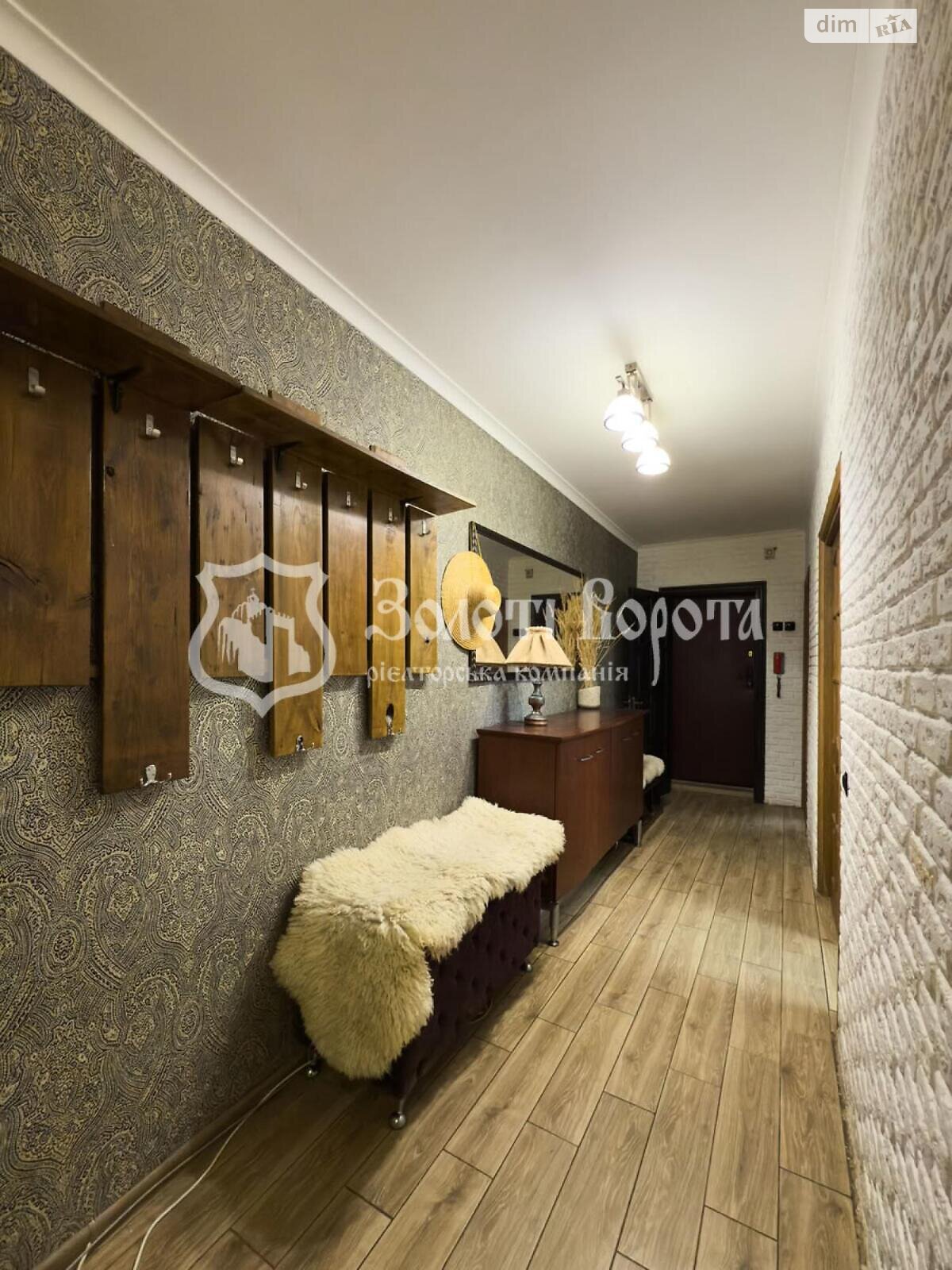 Продажа трехкомнатной квартиры в Киеве, на ул. Приречная 17Д, район Оболонский фото 1 Продажа трехкомнатной квартиры в Киеве, на ул. Приречная 17Д, район Оболонский фото 1
