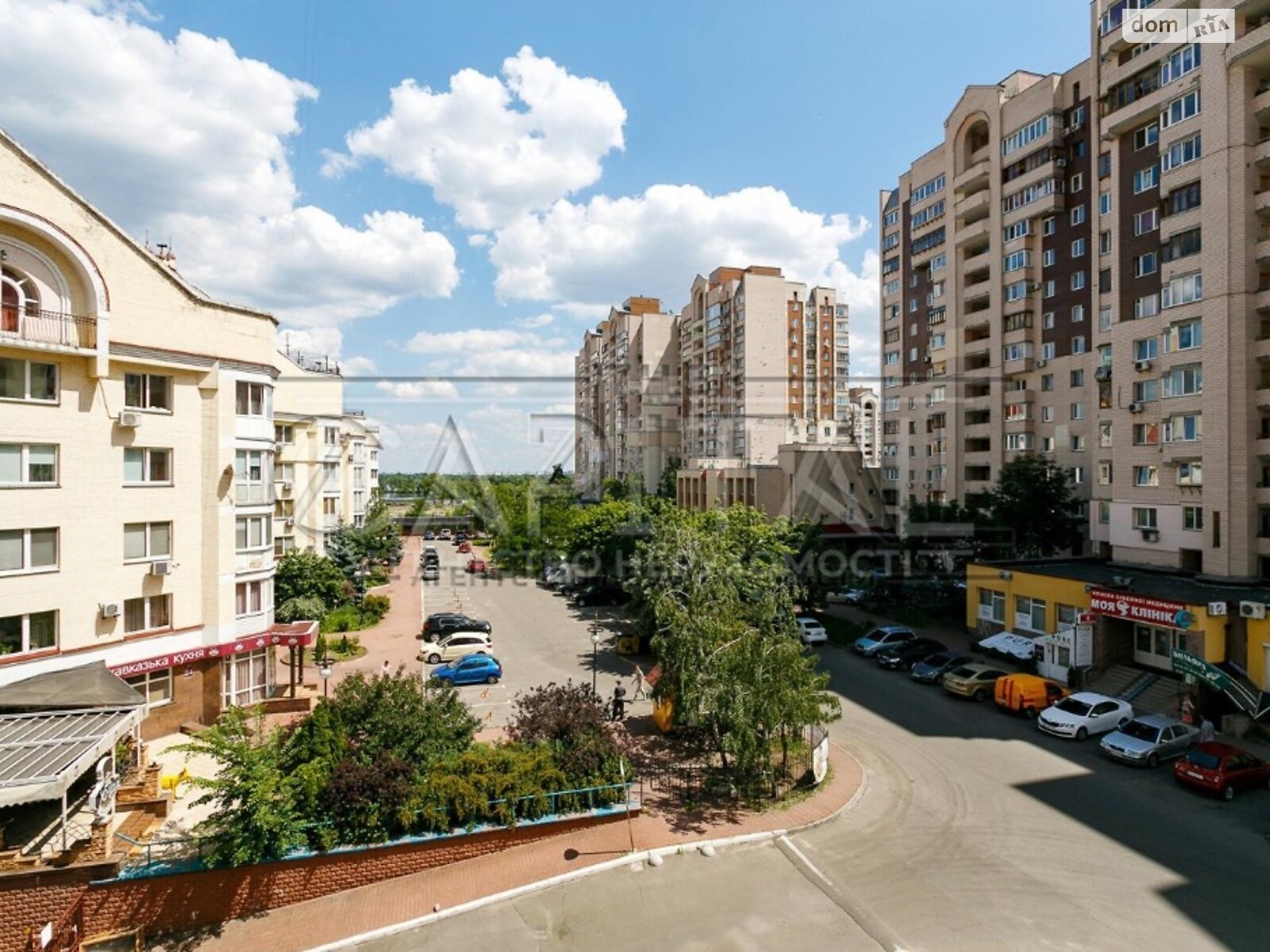 Продаж чотирикімнатної квартири в Києві, на просп. Володимира Івасюка 24, район Оболонський фото 1 Продаж чотирикімнатної квартири в Києві, на просп. Володимира Івасюка 24, район Оболонський фото 1