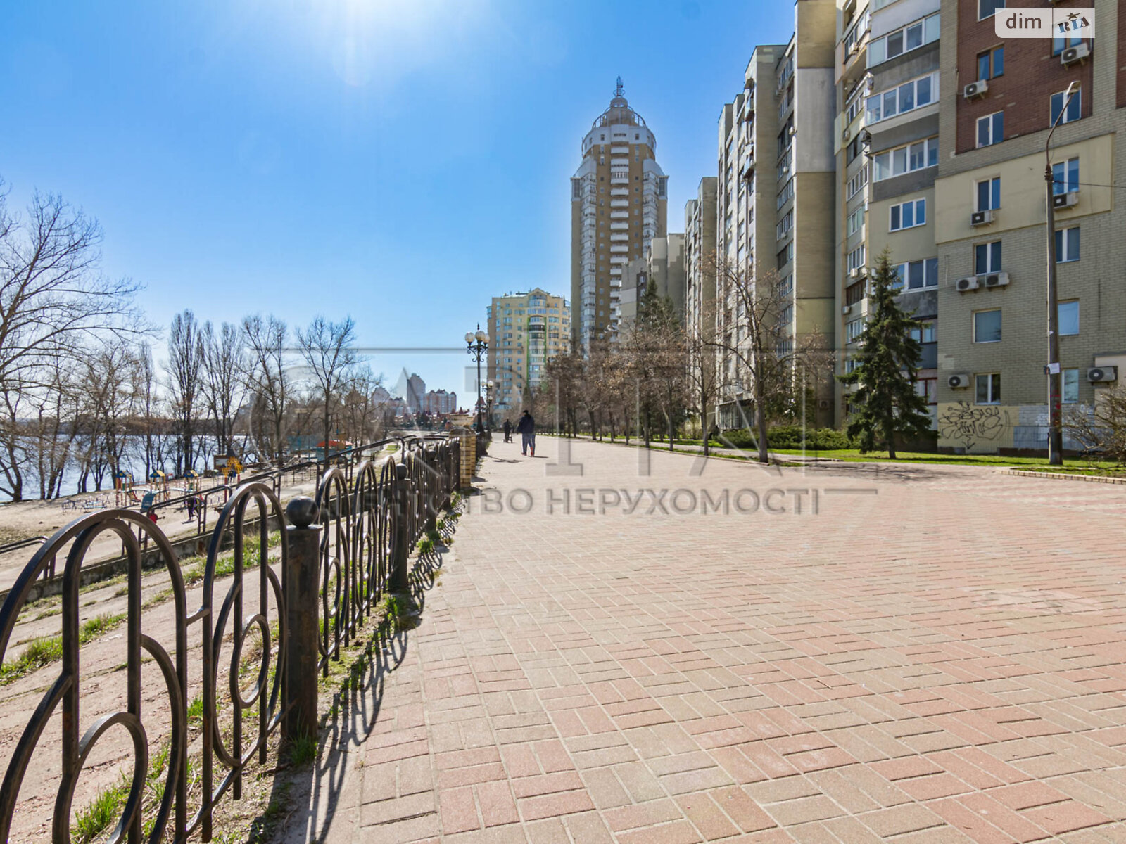 Продаж трикімнатної квартири в Києві, на просп. Володимира Івасюка, район Оболонський фото 1 Продаж трикімнатної квартири в Києві, на просп. Володимира Івасюка, район Оболонський фото 1
