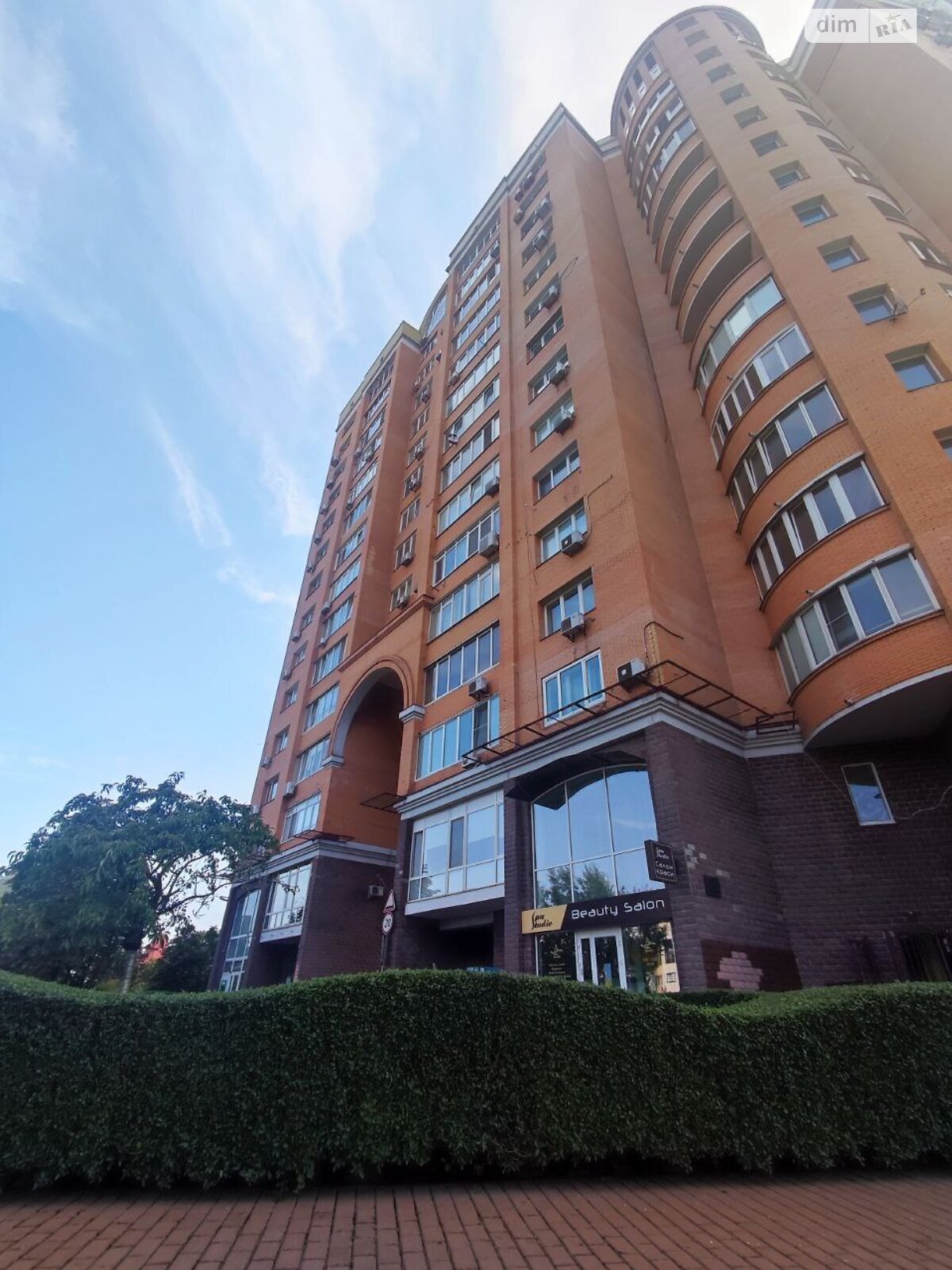 Продаж вісьмикімнатної квартири в Києві, на просп. Володимира Івасюка 10А корпус 4, район Оболонський фото 1 Продаж вісьмикімнатної квартири в Києві, на просп. Володимира Івасюка 10А корпус 4, район Оболонський фото 1