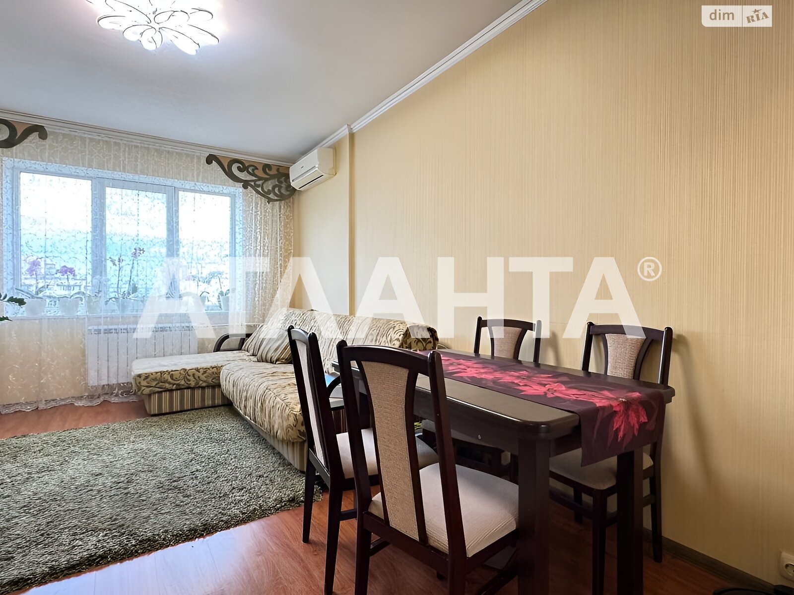 Продажа трехкомнатной квартиры в Киеве, на просп. Владимира Ивасюка, район Оболонский фото 1 Продажа трехкомнатной квартиры в Киеве, на просп. Владимира Ивасюка, район Оболонский фото 1