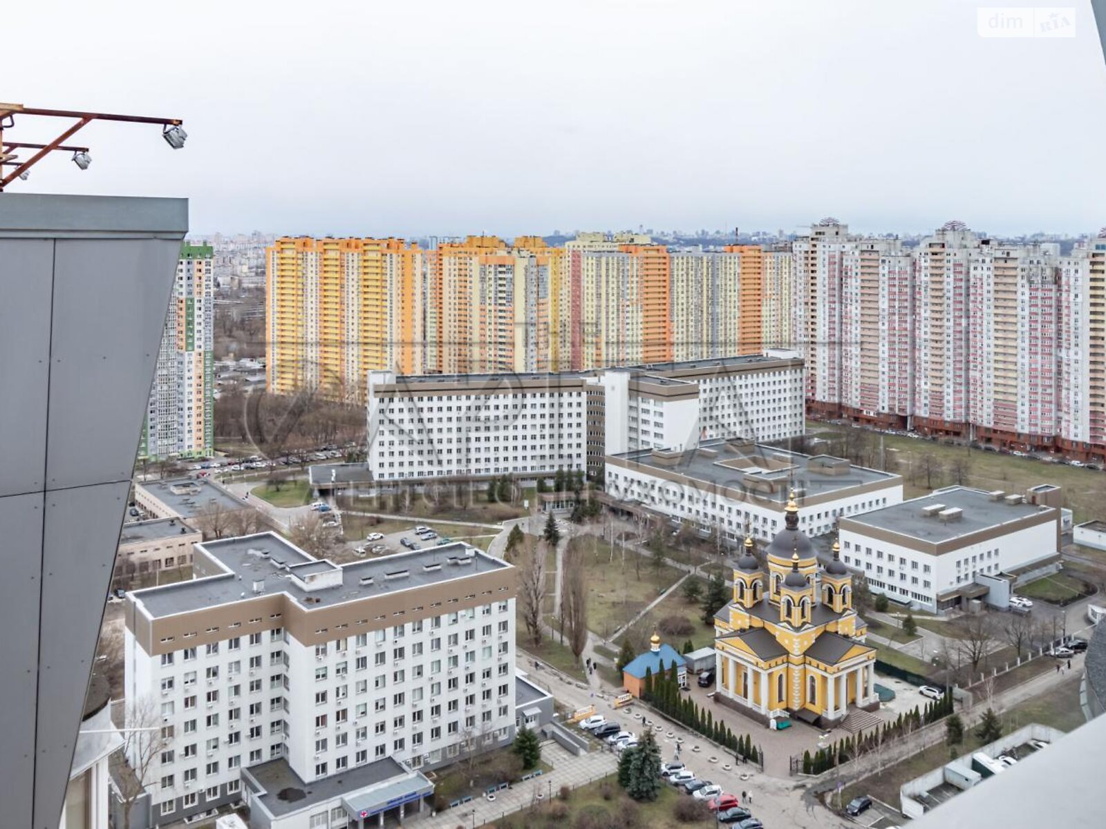 Продажа двухкомнатной квартиры в Киеве, на ул. Юрия Кондратюка 7, район Оболонский фото 1