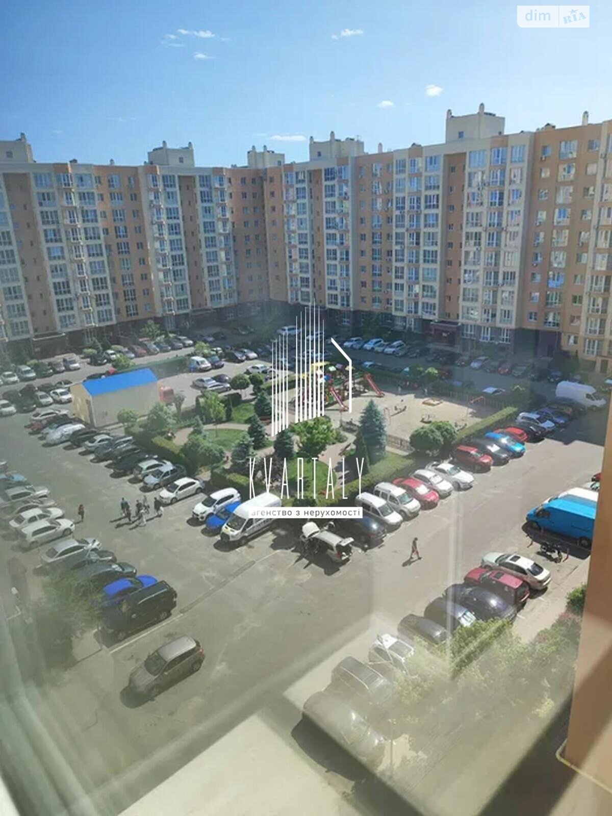 Продаж трикімнатної квартири в Києві, на вул. Соборна 126/14, фото 1