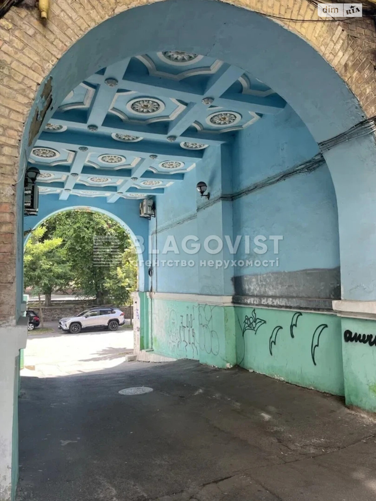 Продаж трикімнатної квартири в Києві, на вул. Обсерваторна 13/15, фото 1 Продаж трикімнатної квартири в Києві, на вул. Обсерваторна 13/15, фото 1
