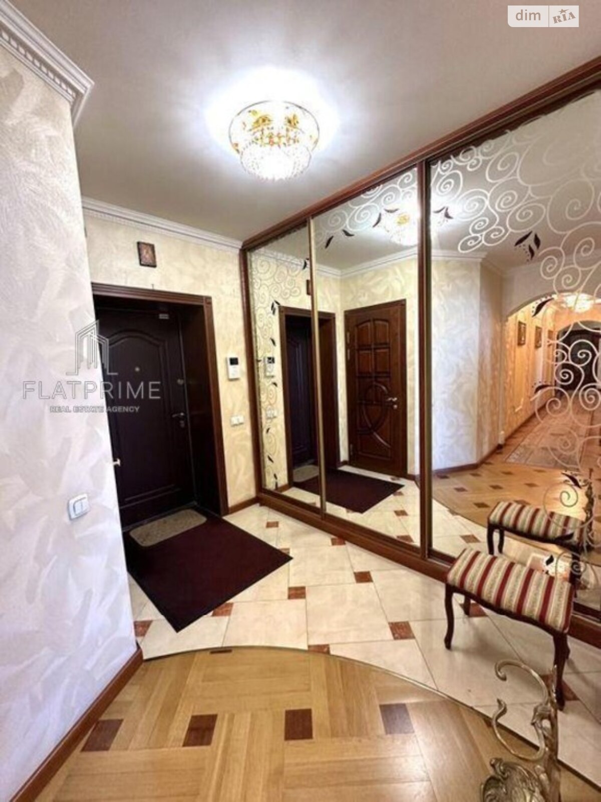 Продажа четырехкомнатной квартиры в Киеве, на ул. Осенняя 33, фото 1