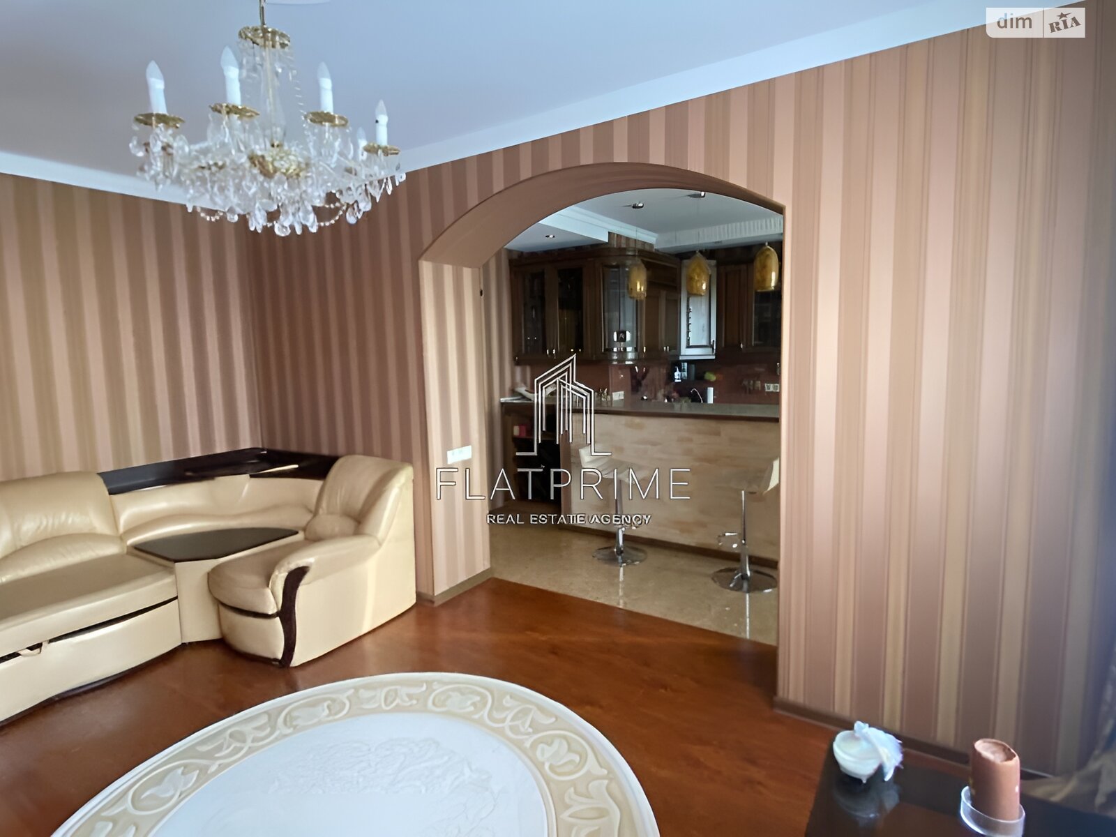 Продажа трехкомнатной квартиры в Киеве, на ул. Александра Мишуги 12, район Осокорки фото 1 Продажа трехкомнатной квартиры в Киеве, на ул. Александра Мишуги 12, район Осокорки фото 1