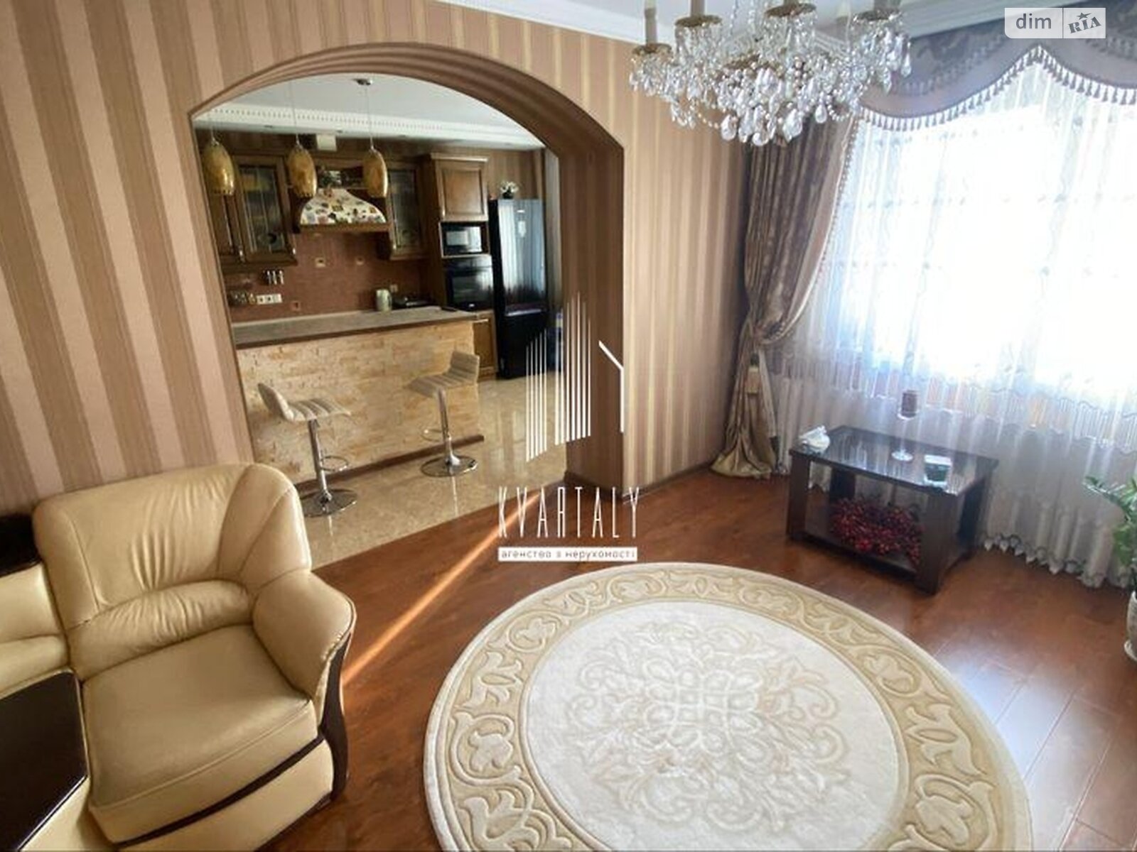 Продаж трикімнатної квартири в Києві, на вул. Олександра Мишуги 12, район Осокорки фото 1 Продаж трикімнатної квартири в Києві, на вул. Олександра Мишуги 12, район Осокорки фото 1