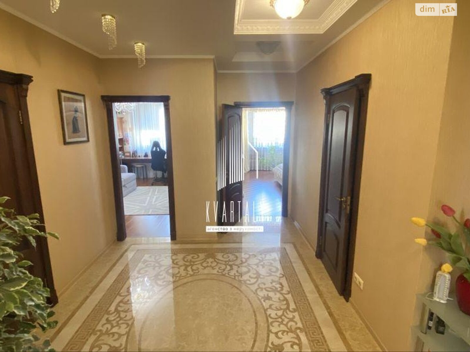 Продаж трикімнатної квартири в Києві, на вул. Олександра Мишуги 12, район Осокорки фото 1 Продаж трикімнатної квартири в Києві, на вул. Олександра Мишуги 12, район Осокорки фото 1