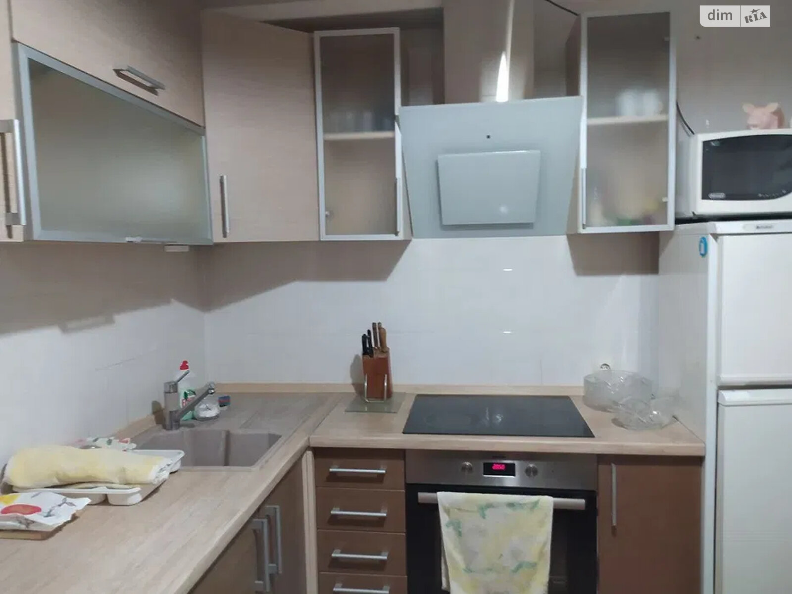Продаж двокімнатної квартири в Києві, на вул. Олександра Мишуги 3, район Осокорки фото 1 Продаж двокімнатної квартири в Києві, на вул. Олександра Мишуги 3, район Осокорки фото 1