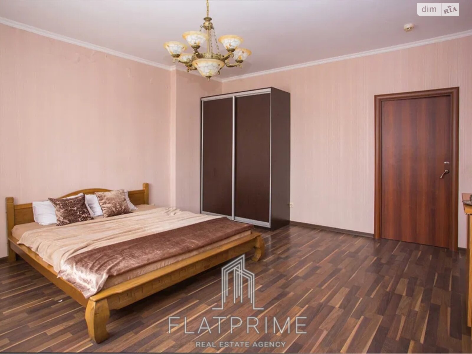 Продаж трикімнатної квартири в Києві, на вул. Олександра Мишуги 8, район Осокорки фото 1 Продаж трикімнатної квартири в Києві, на вул. Олександра Мишуги 8, район Осокорки фото 1