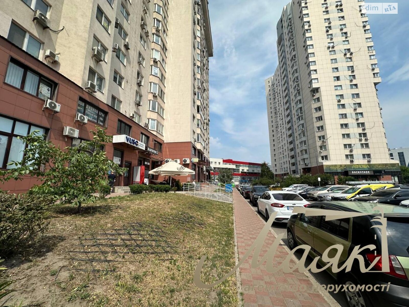 Продаж однокімнатної квартири в Києві, на вул. Олександра Мишуги 12, район Осокорки фото 1 Продаж однокімнатної квартири в Києві, на вул. Олександра Мишуги 12, район Осокорки фото 1