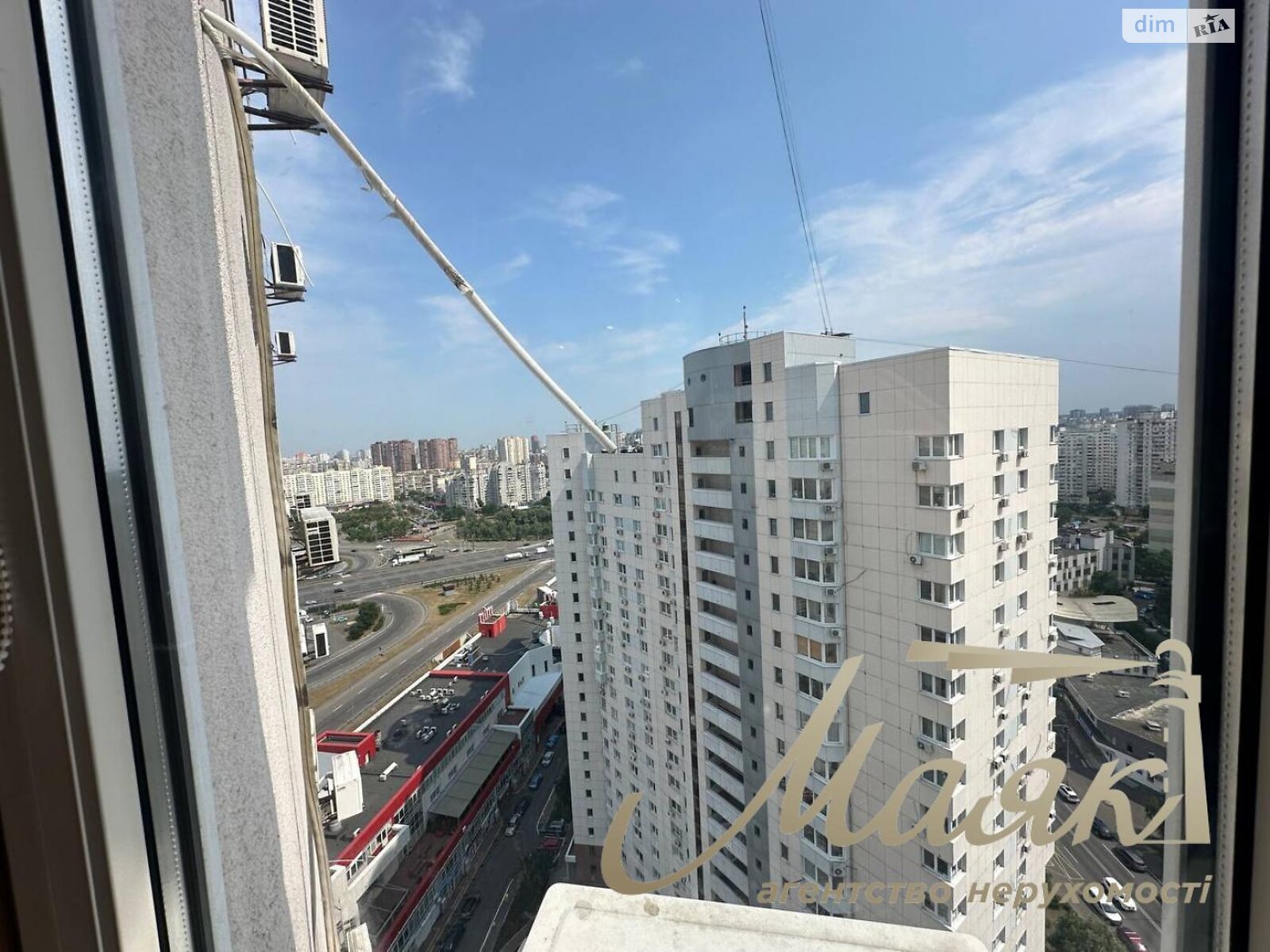 Продаж однокімнатної квартири в Києві, на вул. Олександра Мишуги 12, район Осокорки фото 1 Продаж однокімнатної квартири в Києві, на вул. Олександра Мишуги 12, район Осокорки фото 1
