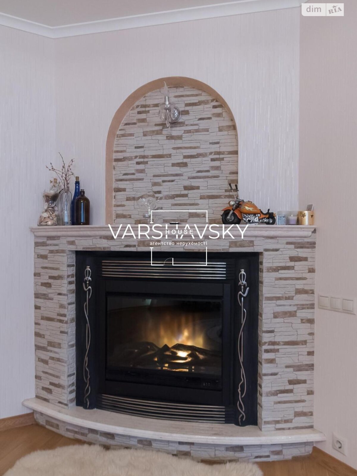 Продажа трехкомнатной квартиры в Киеве, на ул. Александра Мишуги 2, район Осокорки фото 1 Продажа трехкомнатной квартиры в Киеве, на ул. Александра Мишуги 2, район Осокорки фото 1