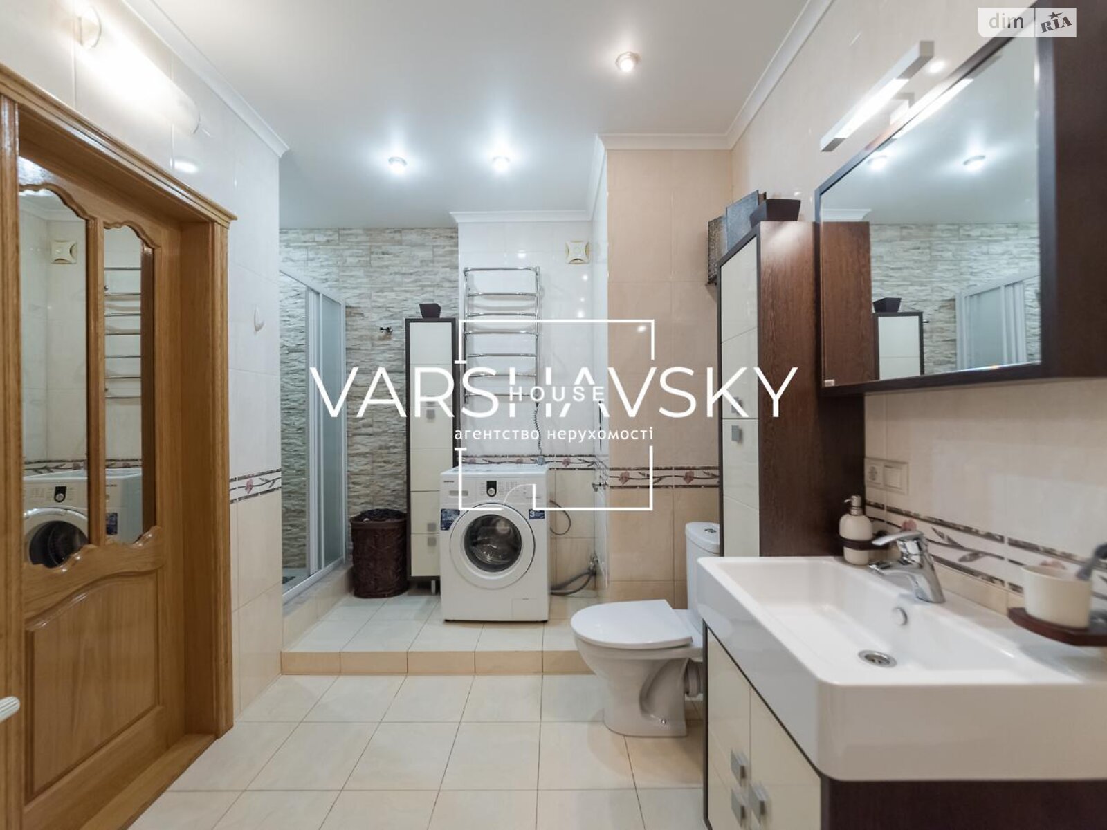 Продажа трехкомнатной квартиры в Киеве, на ул. Александра Мишуги 2, район Осокорки фото 1 Продажа трехкомнатной квартиры в Киеве, на ул. Александра Мишуги 2, район Осокорки фото 1