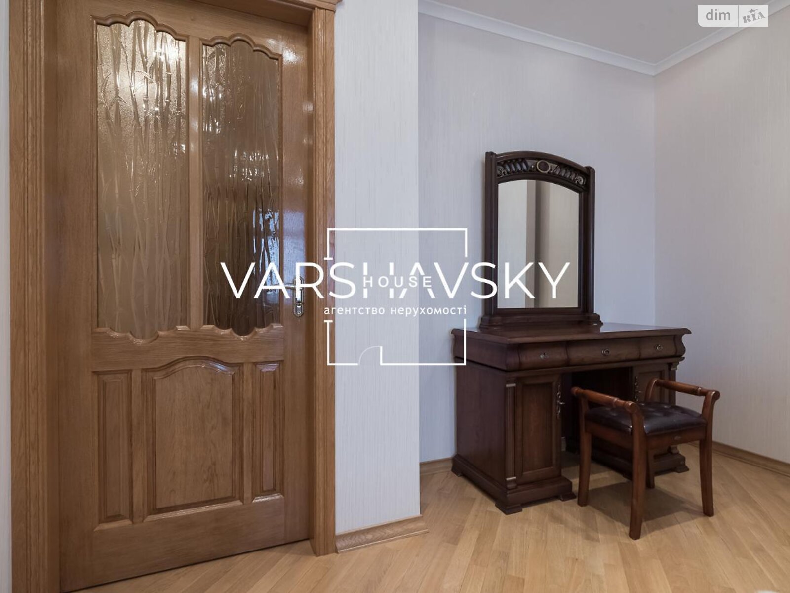 Продажа трехкомнатной квартиры в Киеве, на ул. Александра Мишуги 2, район Осокорки фото 1 Продажа трехкомнатной квартиры в Киеве, на ул. Александра Мишуги 2, район Осокорки фото 1