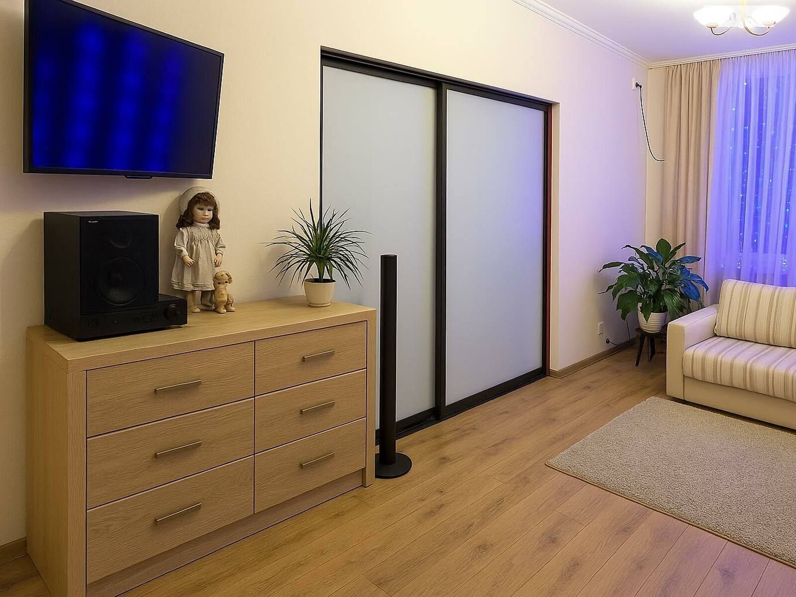 Продажа трехкомнатной квартиры в Киеве, на ул. Бориса Гмыри 6, район Осокорки фото 1 Продажа трехкомнатной квартиры в Киеве, на ул. Бориса Гмыри 6, район Осокорки фото 1