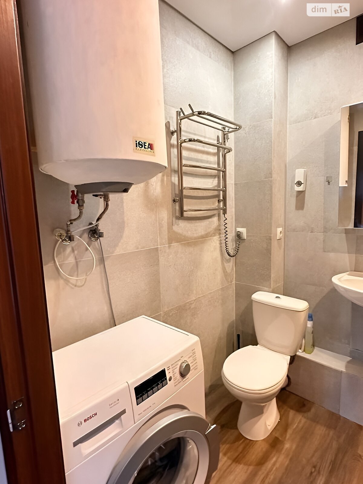 Продажа трехкомнатной квартиры в Киеве, на ул. Бориса Гмыри 16А, район Осокорки фото 1 Продажа трехкомнатной квартиры в Киеве, на ул. Бориса Гмыри 16А, район Осокорки фото 1