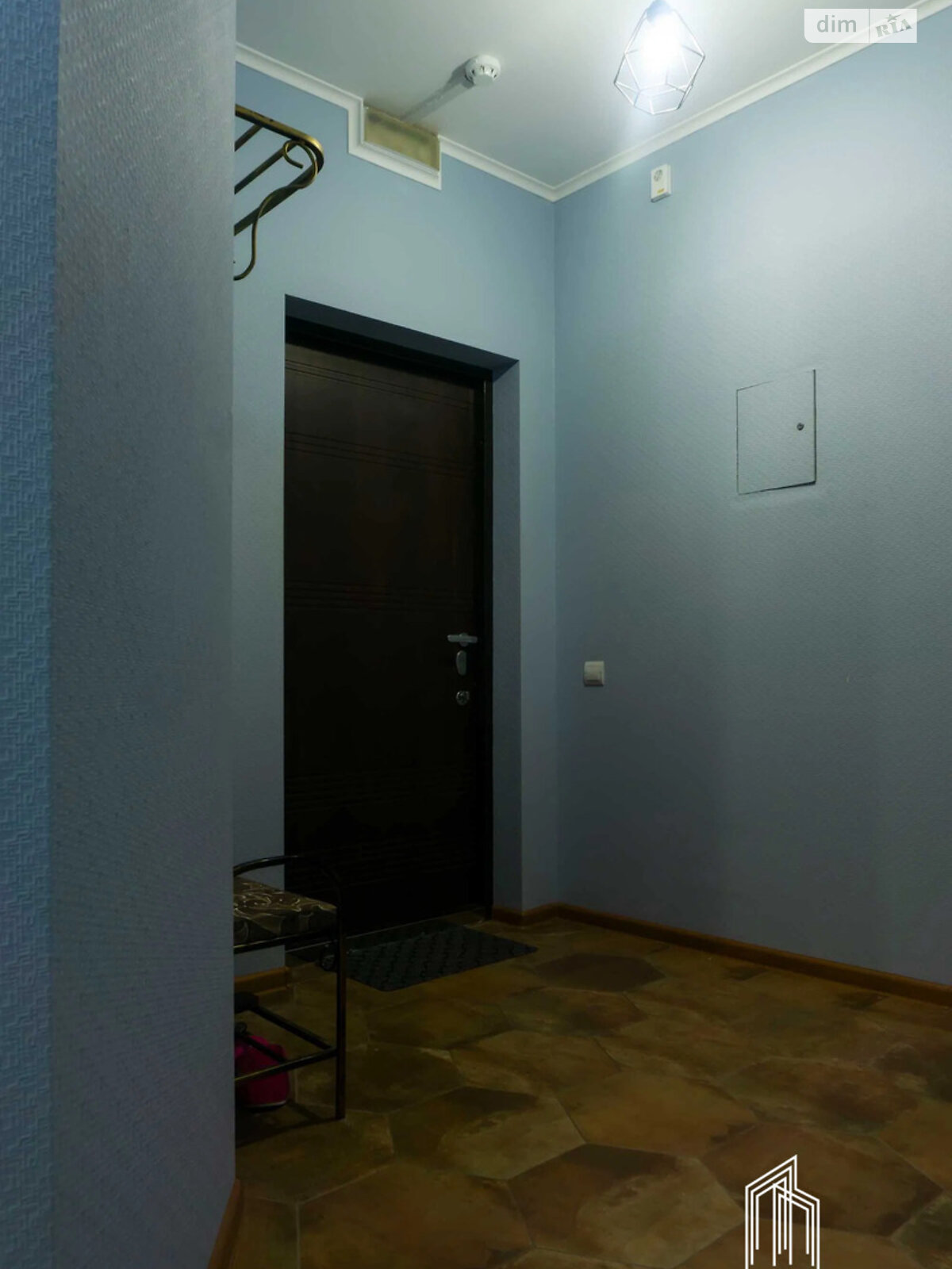Продажа однокомнатной квартиры в Киеве, на ул. Бориса Гмыри 17, район Осокорки фото 1 Продажа однокомнатной квартиры в Киеве, на ул. Бориса Гмыри 17, район Осокорки фото 1