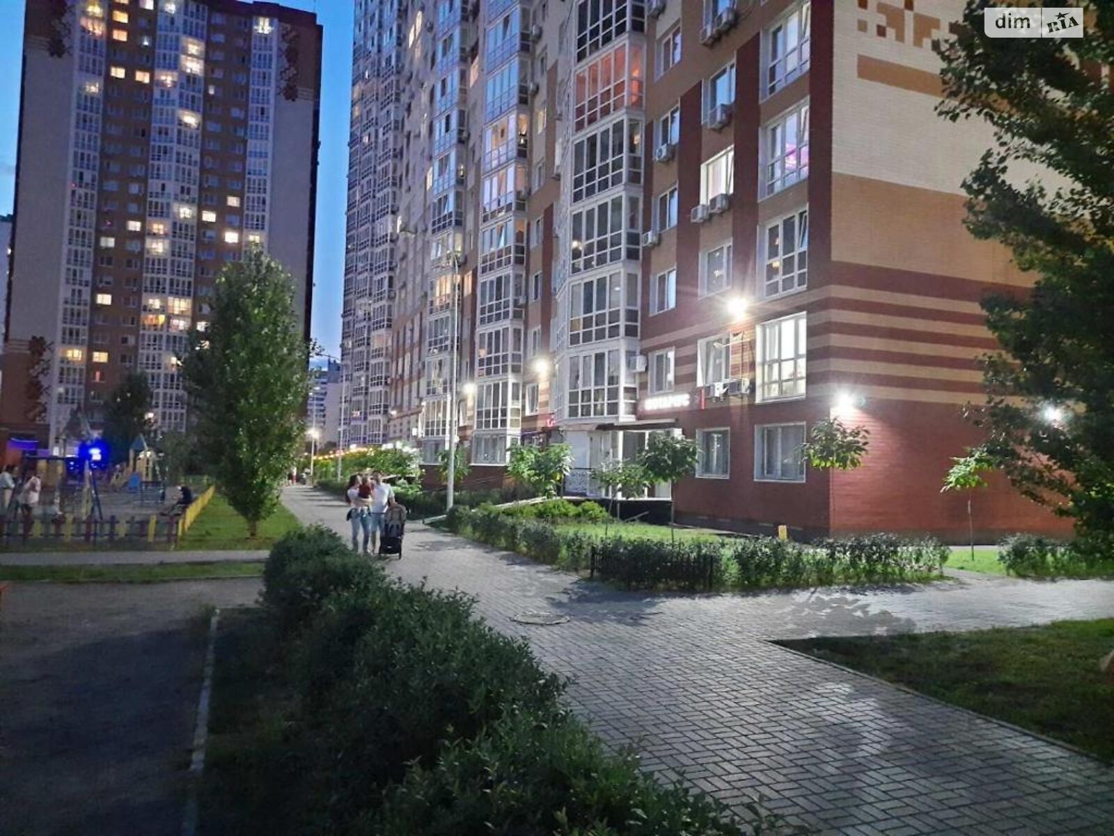 Продаж однокімнатної квартири в Києві, на вул. Бориса Гмирі 12Б, район Осокорки фото 1 Продаж однокімнатної квартири в Києві, на вул. Бориса Гмирі 12Б, район Осокорки фото 1