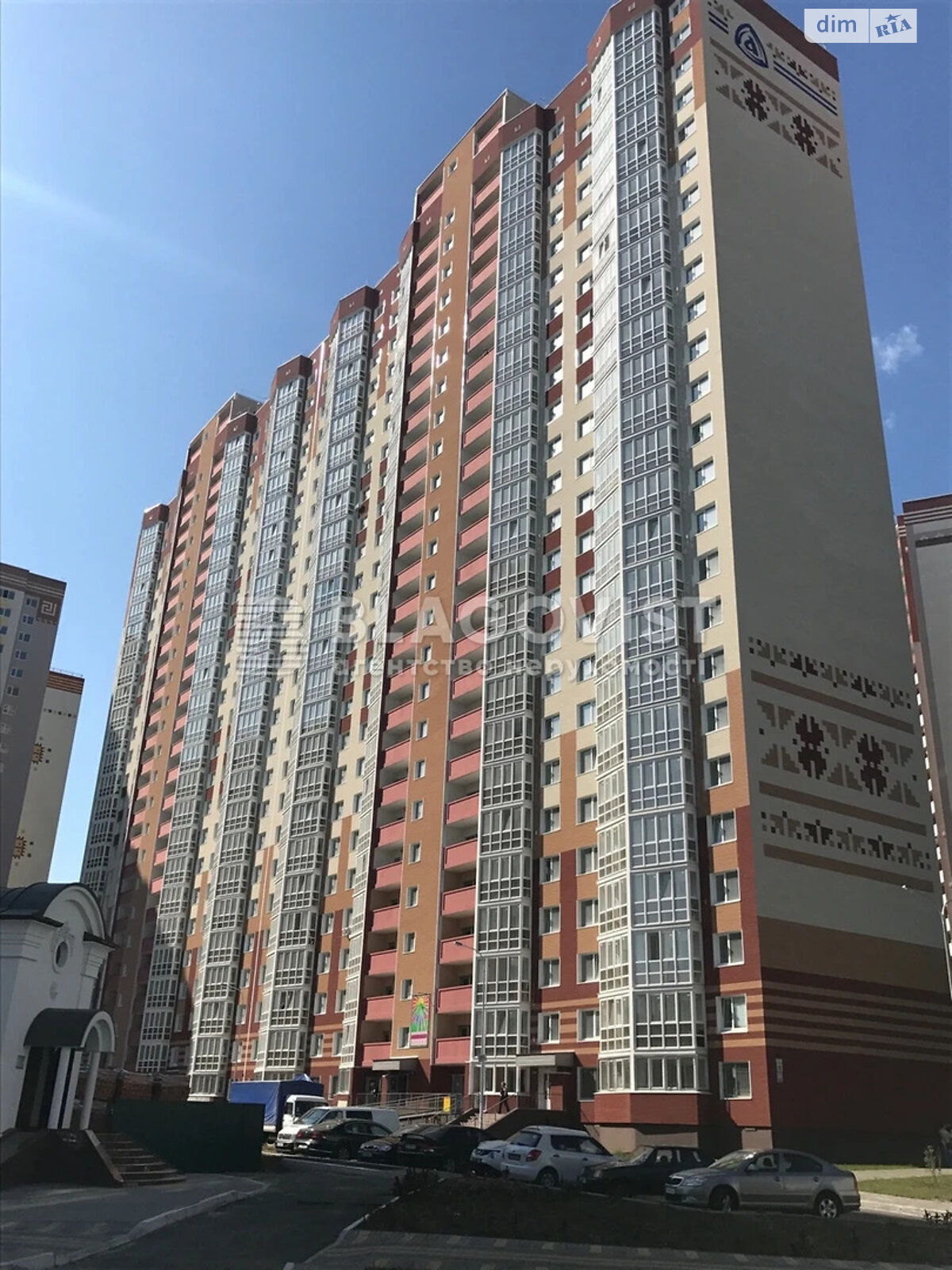 Продаж трикімнатної квартири в Києві, на вул. Бориса Гмирі 12Б, район Осокорки фото 1 Продаж трикімнатної квартири в Києві, на вул. Бориса Гмирі 12Б, район Осокорки фото 1