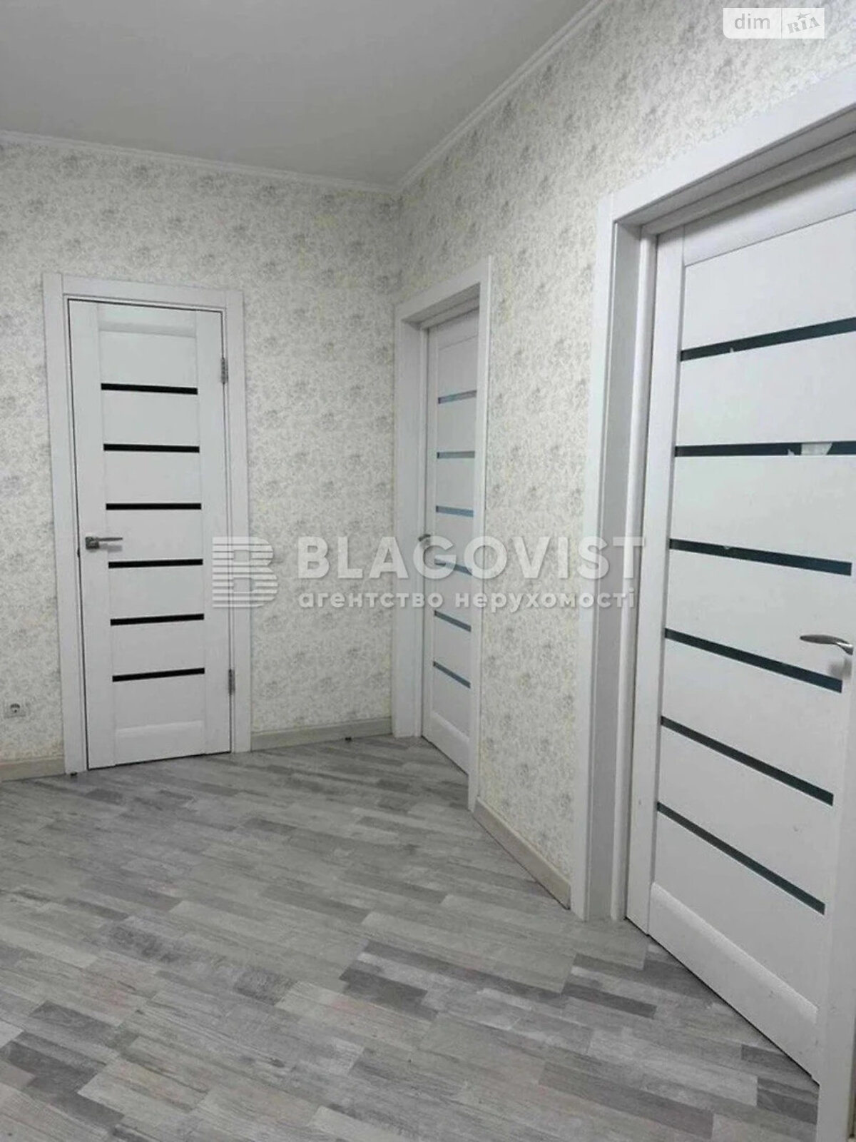 Продаж трикімнатної квартири в Києві, на вул. Бориса Гмирі 12Б, район Осокорки фото 1 Продаж трикімнатної квартири в Києві, на вул. Бориса Гмирі 12Б, район Осокорки фото 1