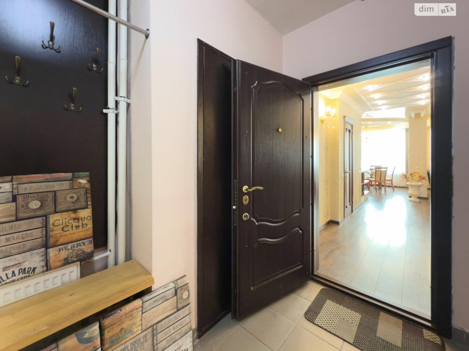 Продажа трехкомнатной квартиры в Киеве, на ул. Бориса Гмыри 17, район Осокорки фото 1 Продажа трехкомнатной квартиры в Киеве, на ул. Бориса Гмыри 17, район Осокорки фото 1