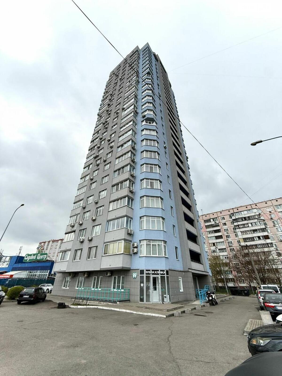 Продажа трехкомнатной квартиры в Киеве, на ул. Бориса Гмыри 17, район Осокорки фото 1 Продажа трехкомнатной квартиры в Киеве, на ул. Бориса Гмыри 17, район Осокорки фото 1