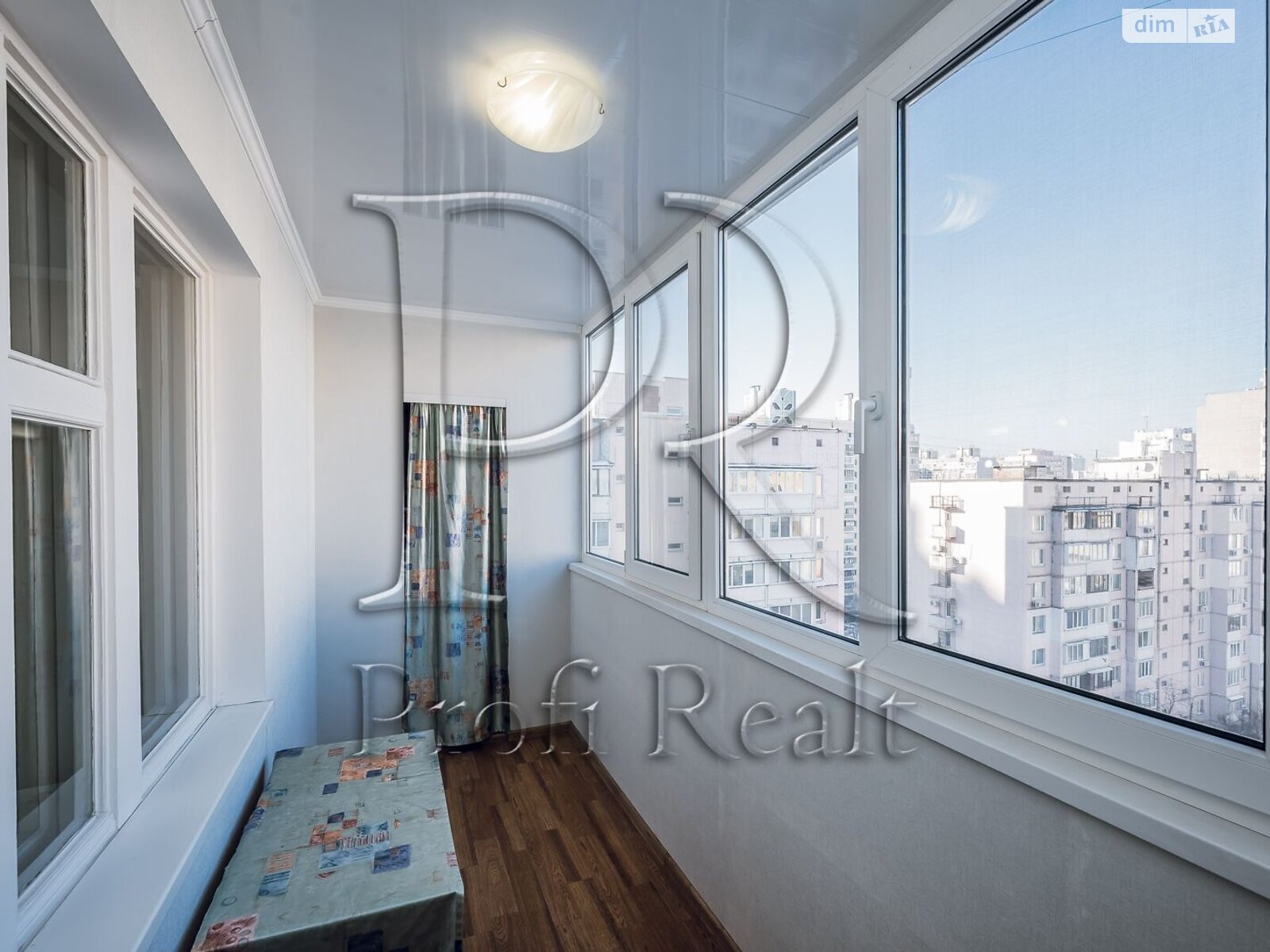 Продажа трехкомнатной квартиры в Киеве, на ул. Бориса Гмыри 15, район Осокорки фото 1