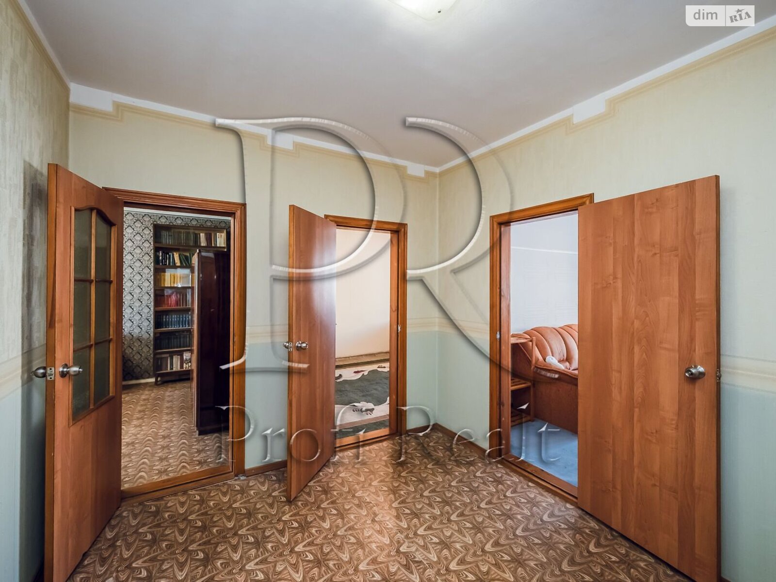 Продажа трехкомнатной квартиры в Киеве, на ул. Бориса Гмыри 15, район Осокорки фото 1