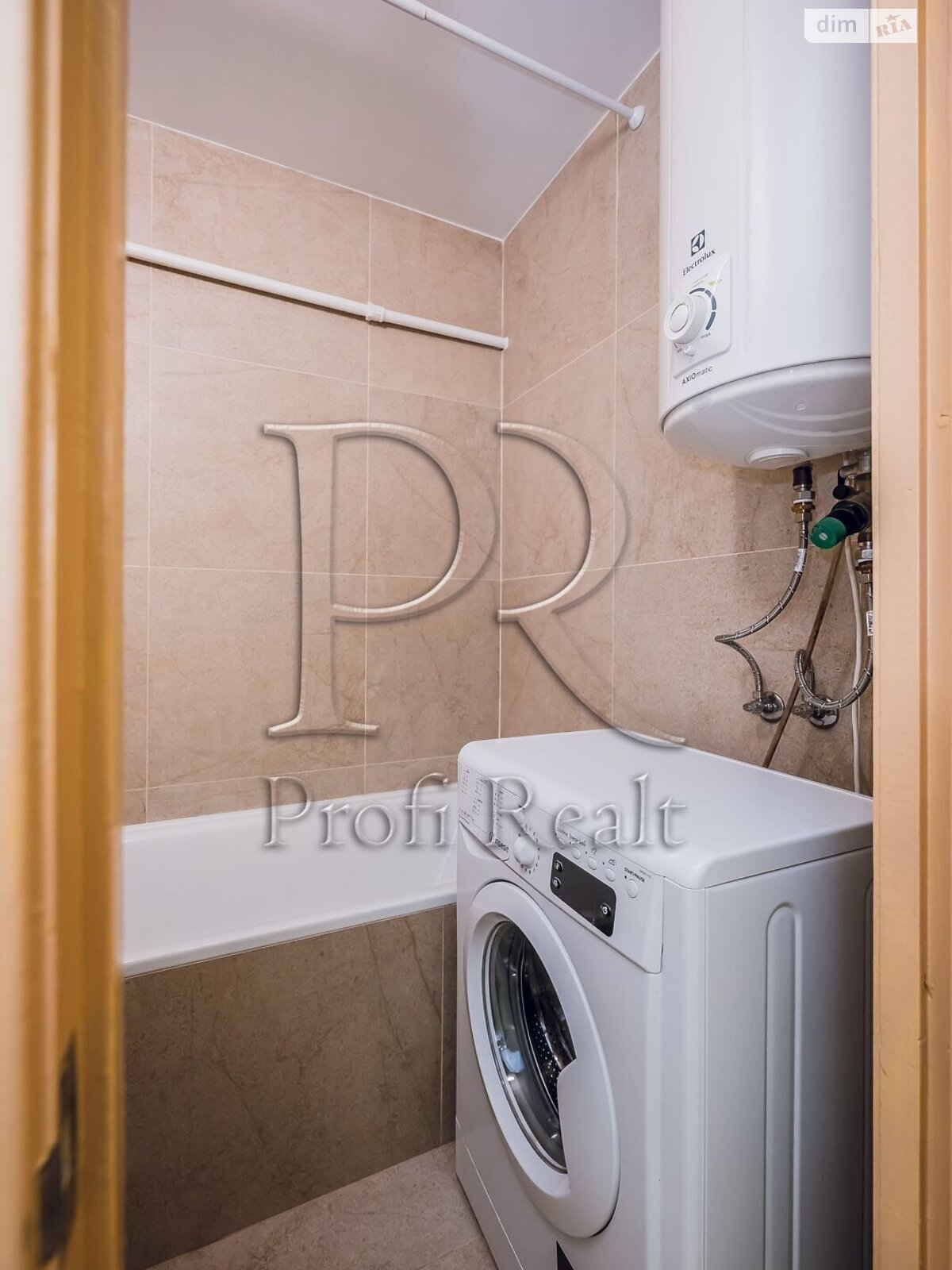 Продажа трехкомнатной квартиры в Киеве, на ул. Бориса Гмыри 15, район Осокорки фото 1