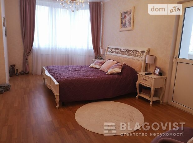 Продажа трехкомнатной квартиры в Киеве, на ул. Чавдар Елизаветы 2 район Осокорки фото 1 Продажа трехкомнатной квартиры в Киеве, на ул. Чавдар Елизаветы 2 район Осокорки фото 1