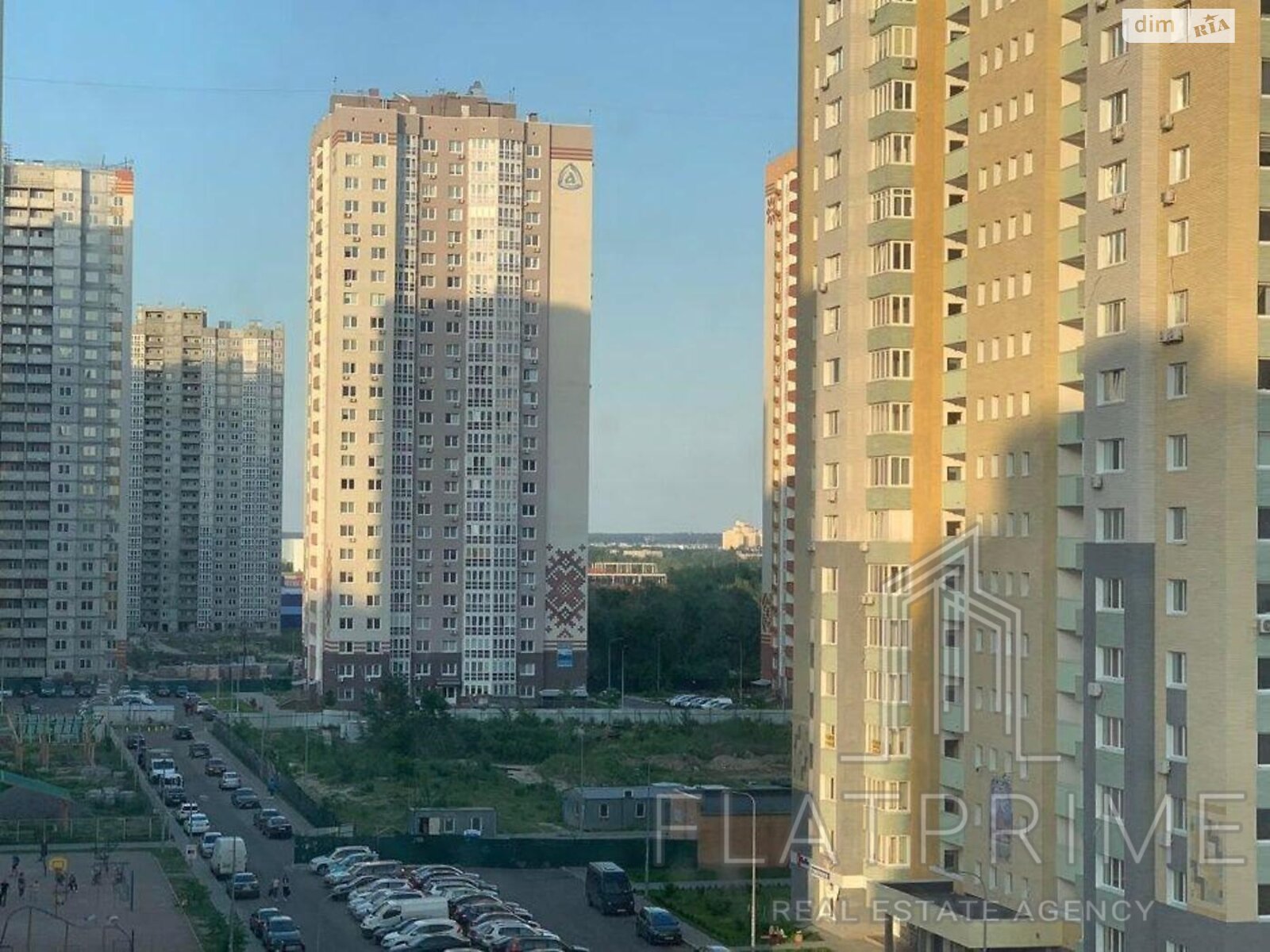 Продажа трехкомнатной квартиры в Киеве, на ул. Чавдар Елизаветы 22, район Осокорки фото 1 Продажа трехкомнатной квартиры в Киеве, на ул. Чавдар Елизаветы 22, район Осокорки фото 1